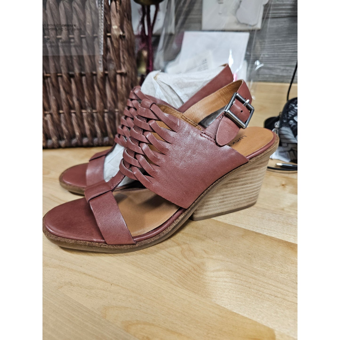 NWT Lucky Lemia Wedge Sandals in Brownstone color Ladies size 8.5