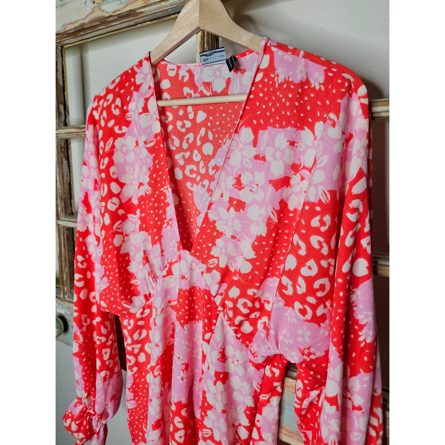 NWT ASOS Plunge Batwing Maxi Dress Pink Splice Print Ladies size 4