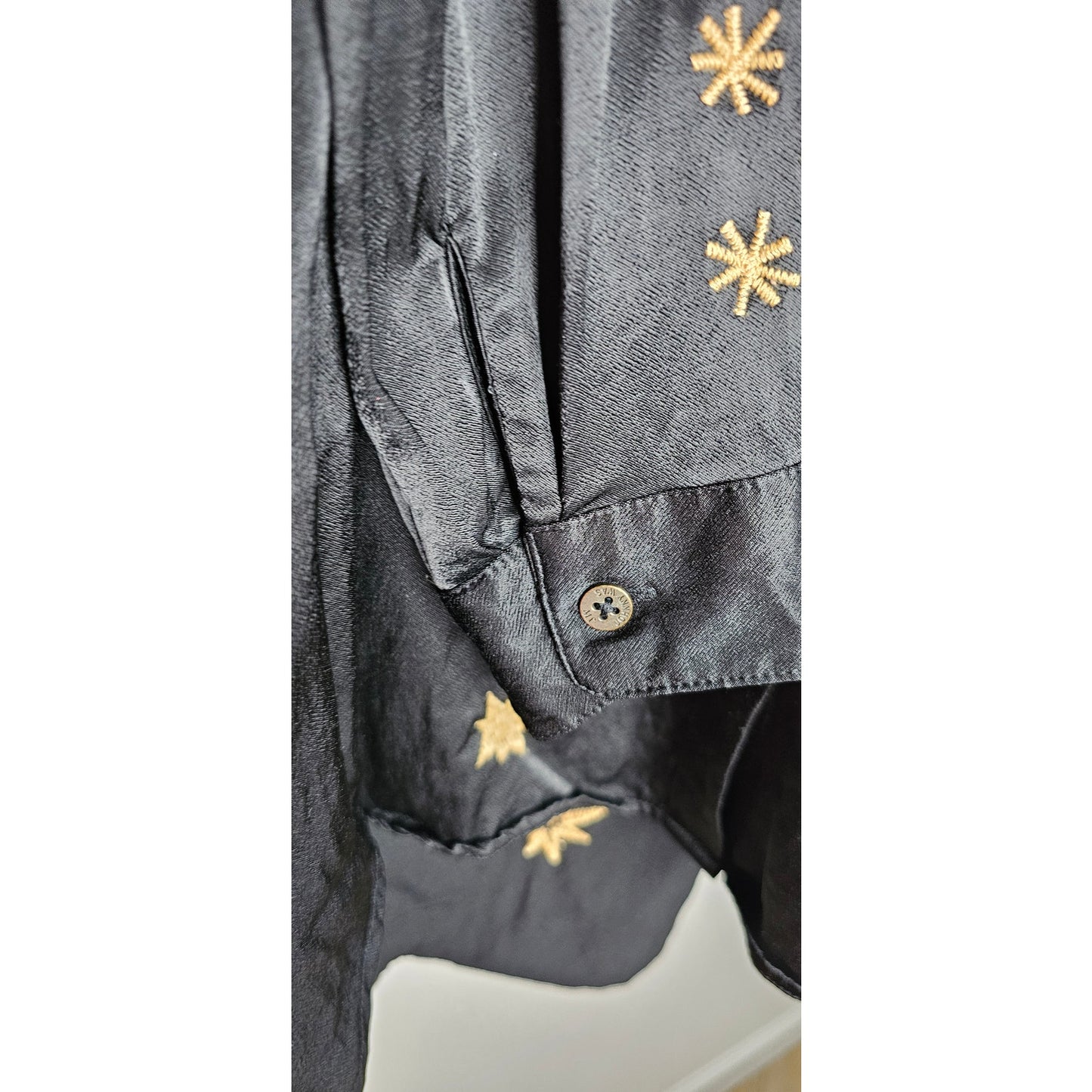Johnny Was Workshop Black Button Up W/ Gold Embroidery High/low size XS