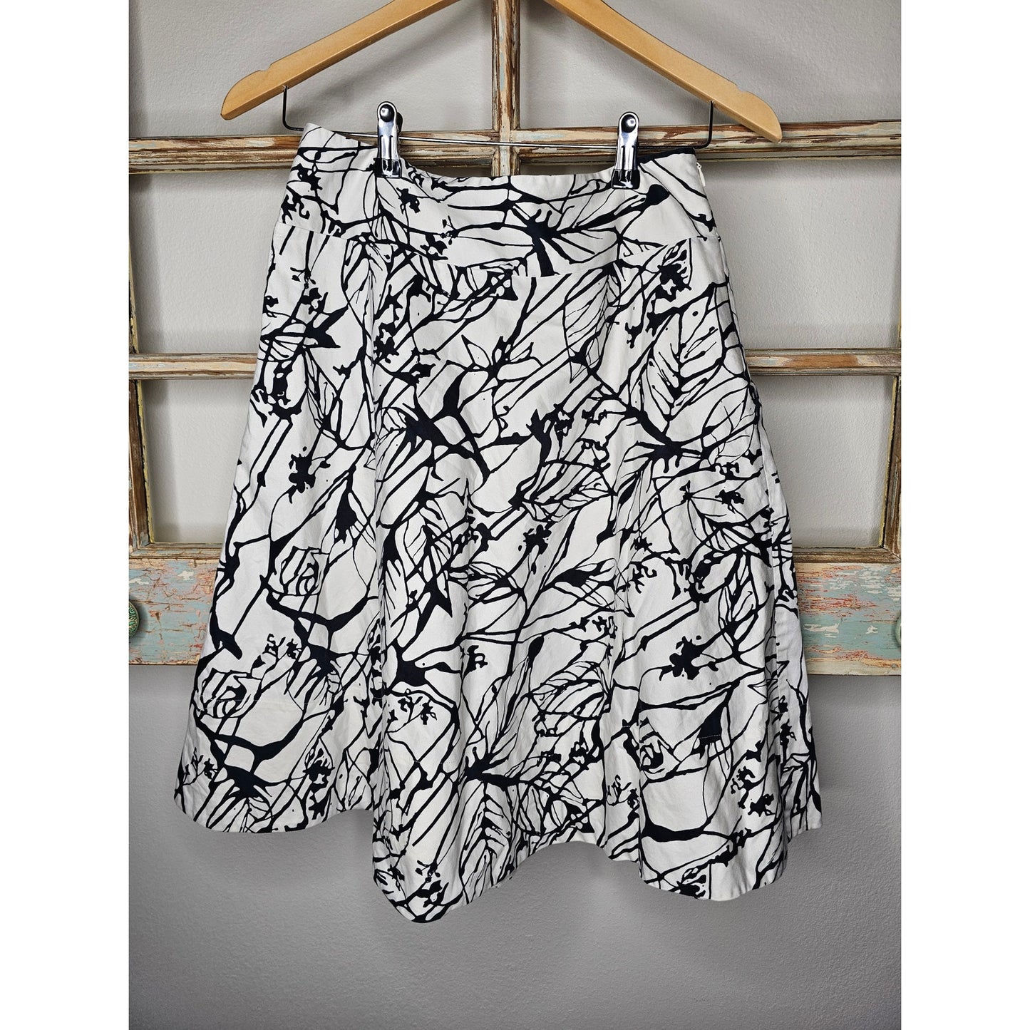 The Limited Leaf Print Skirt A Line black/White size 2