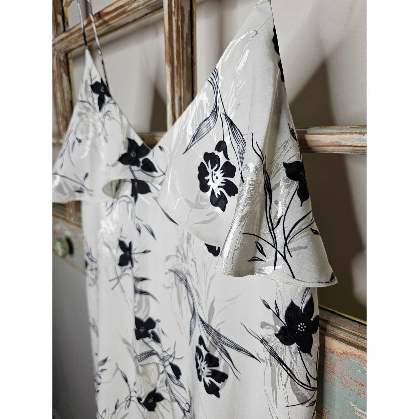 NWT Alice + Olivia Bess Floral Slip Dress Spaghetti Straps size Large