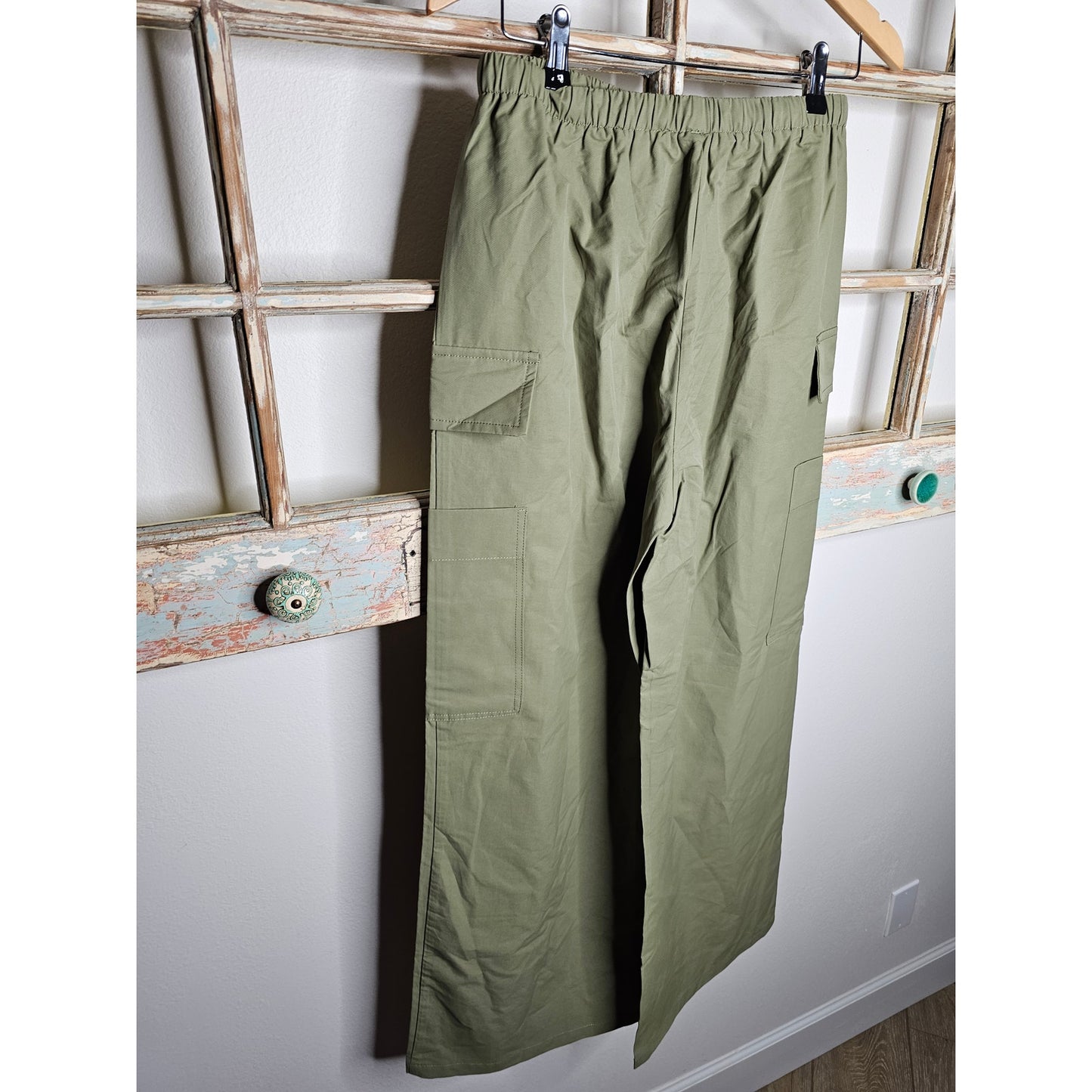 NWT Cider Cargo Pocket Wide Leg Trousers Ladies Size Medium