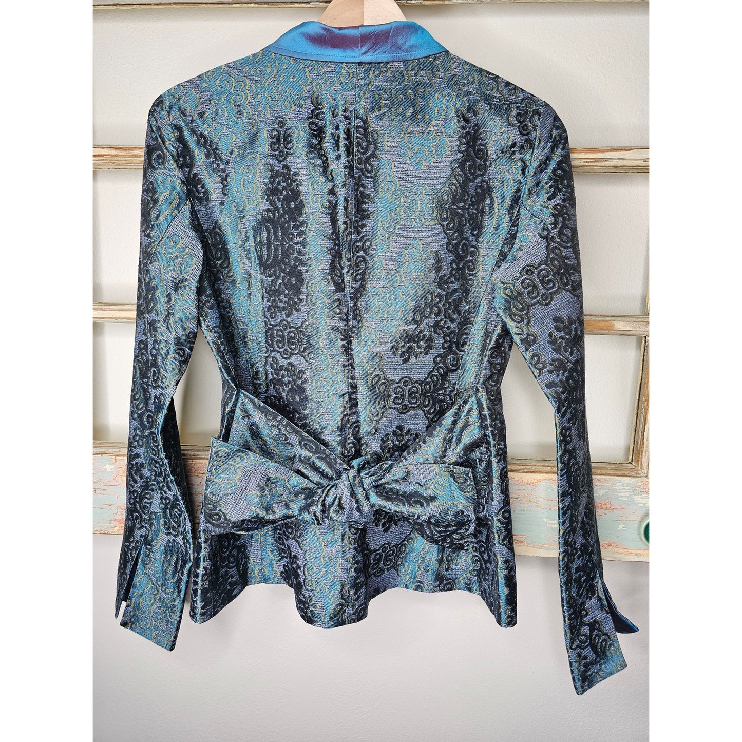 Anni Kuan Signature Wrap Brocade Jacket in Blues Ladies size Small