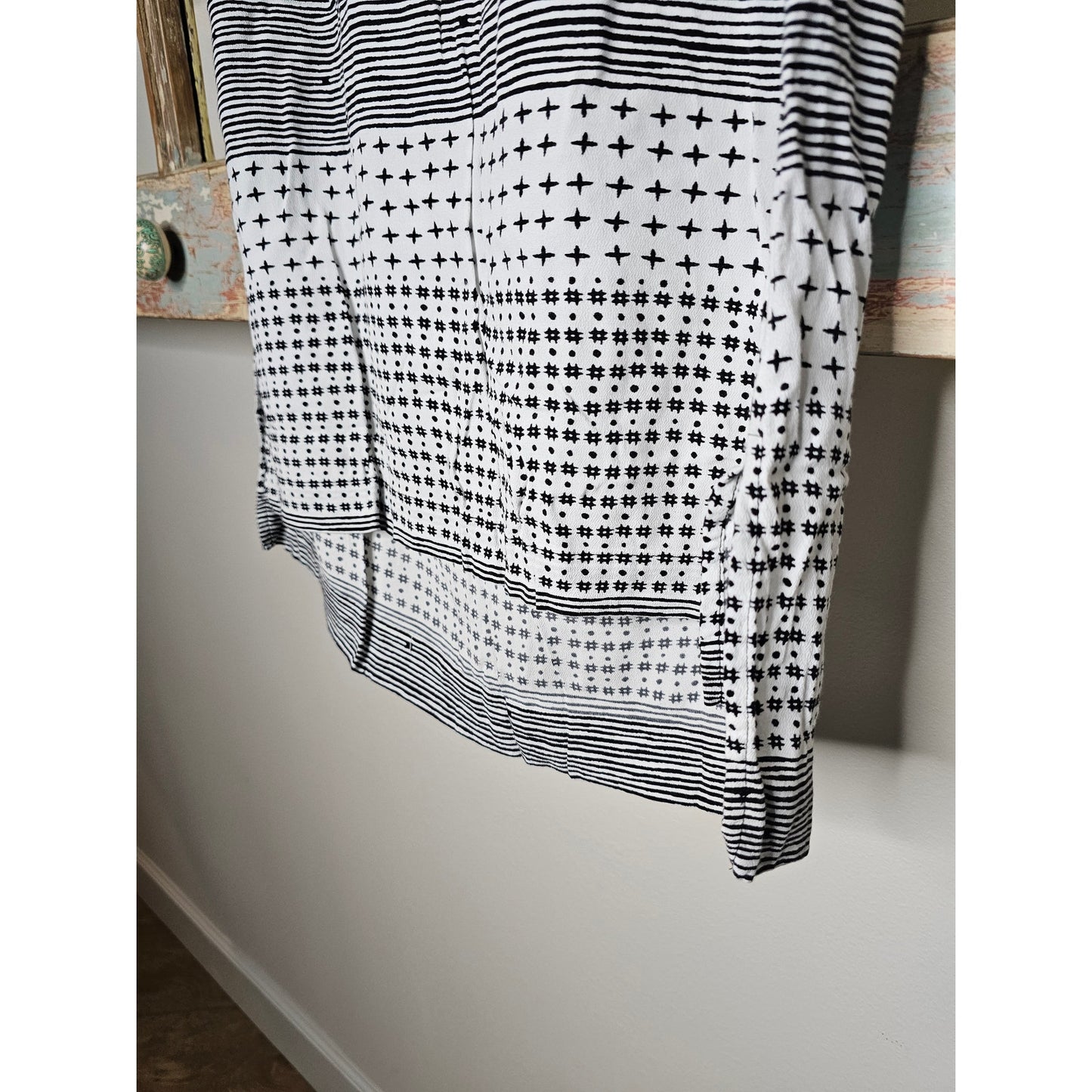 Madewell Black/White Refined Tank Top Hashtag Stripe Ladies size Medium
