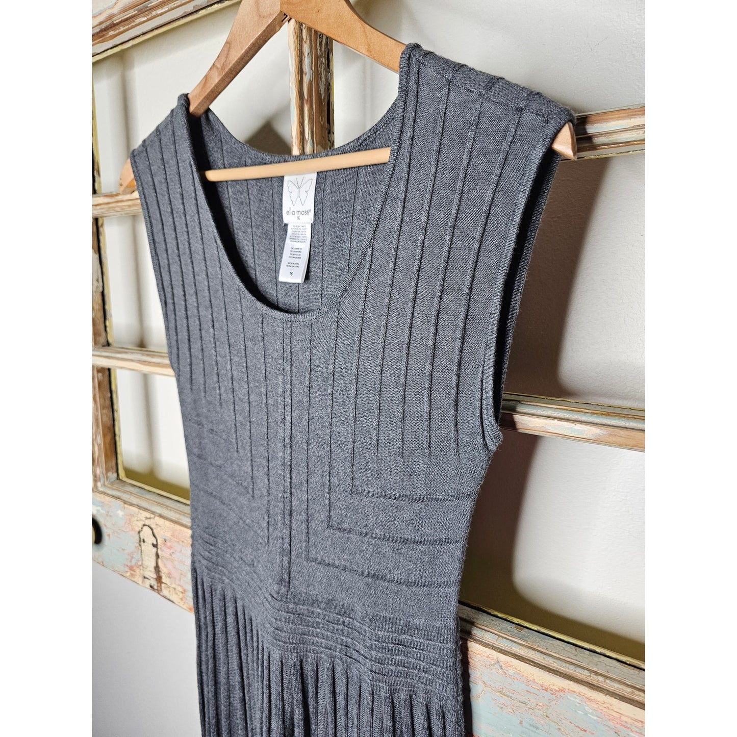 Ella Moss Sleeveless Pleated Sweater Dress Ladies Size Medium
