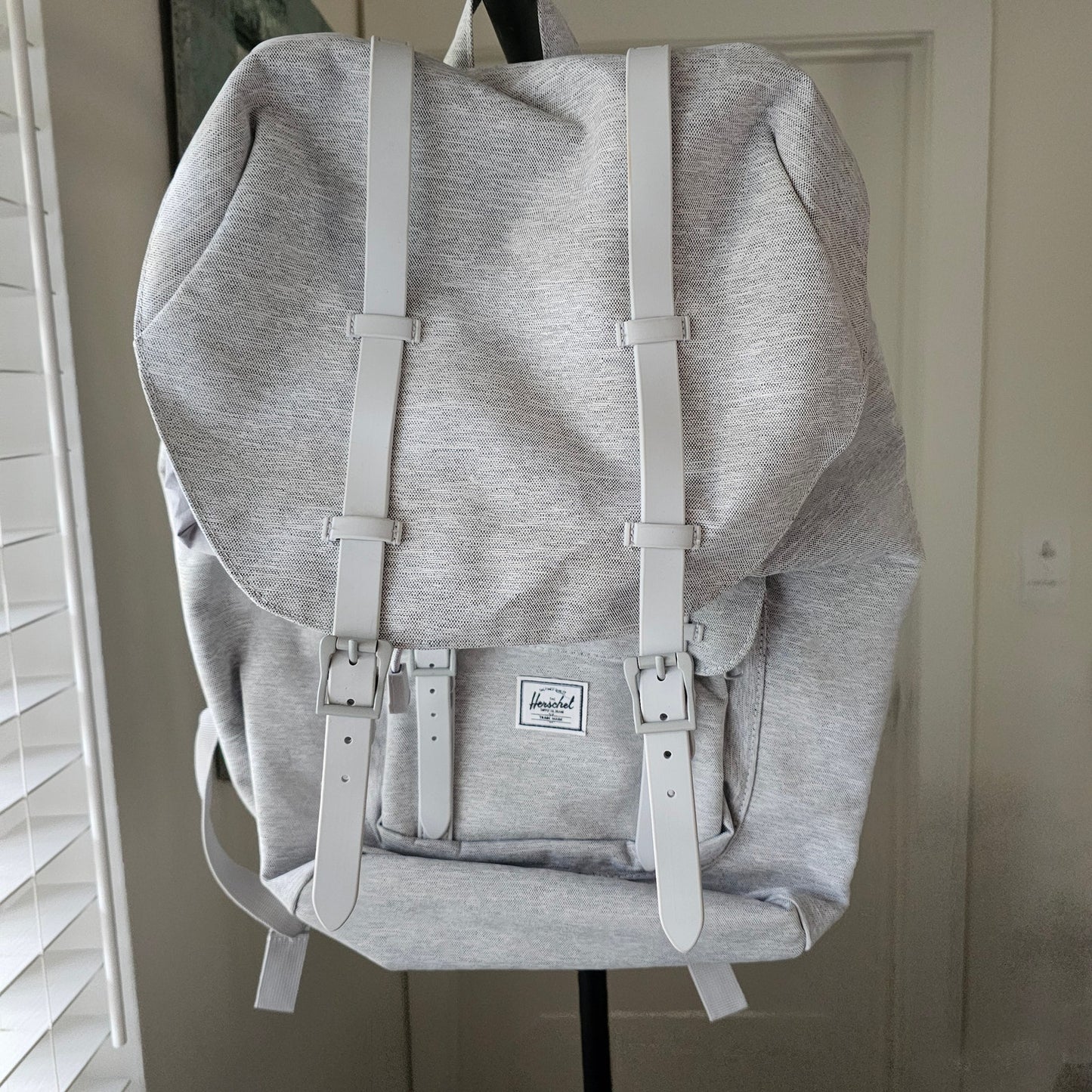 NWOT Herschel Supply Little America Light Grey Neutral Backpack