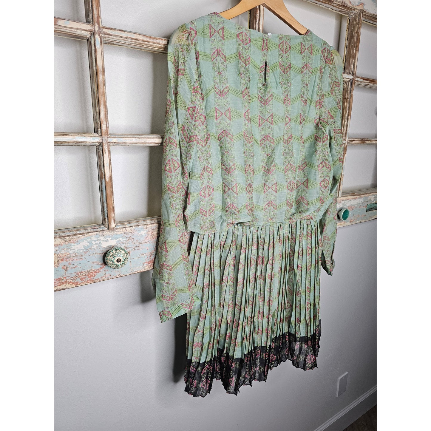 NWT Anthropologie Lavand Blouson Dress Pleated Skirt Ladies size Large