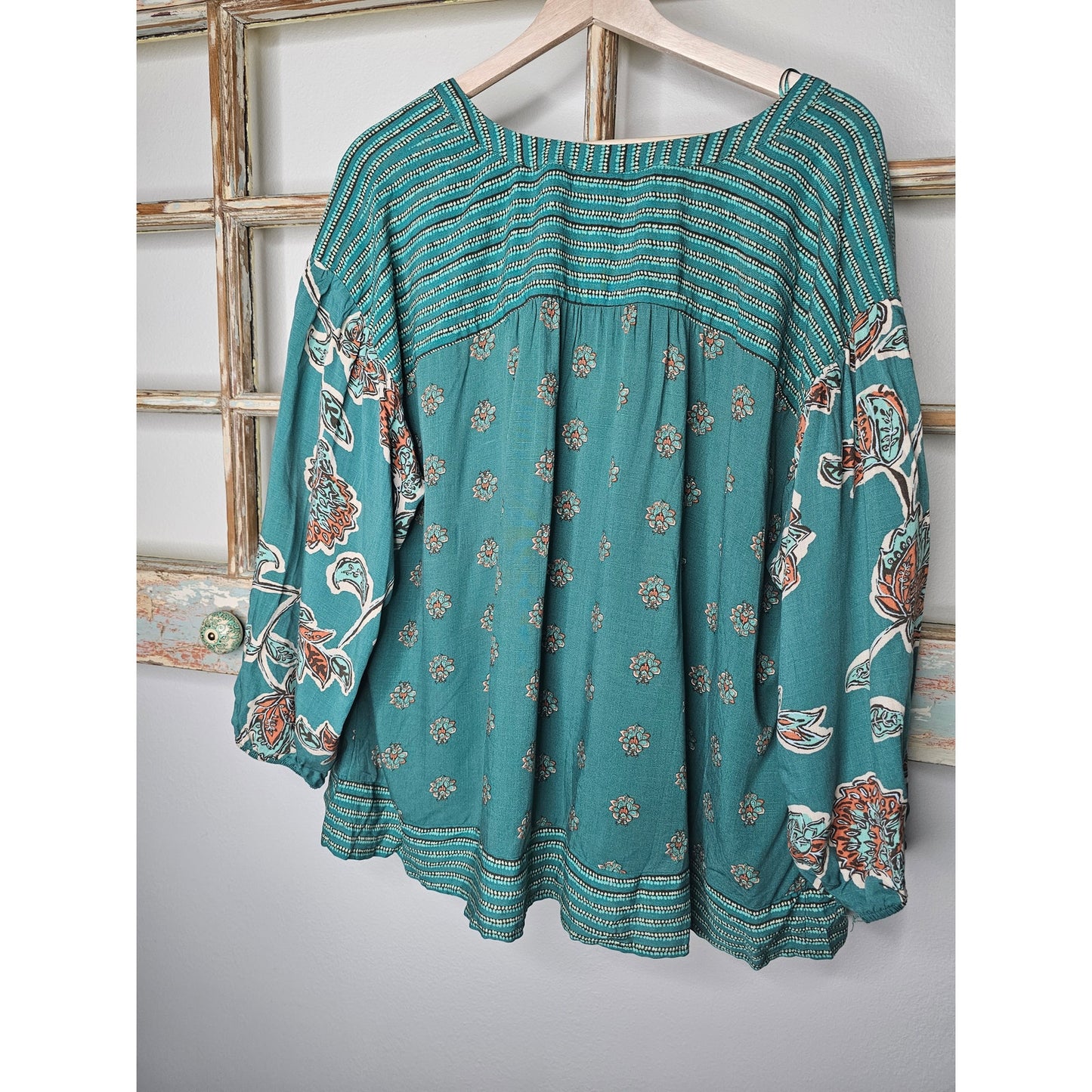 NWT Boho Split Neck 3/4 Sleeve Allover Floral Print Ladies Size XXL