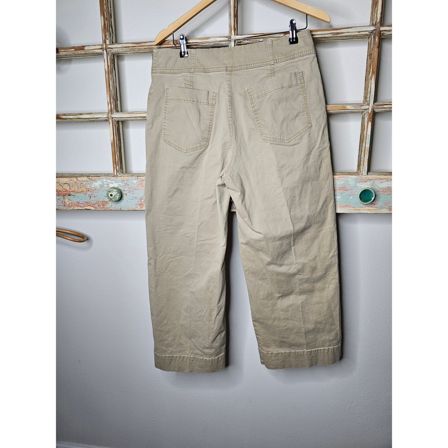 Vintage Gap Khaki Lace Up Pants Ladies size 12