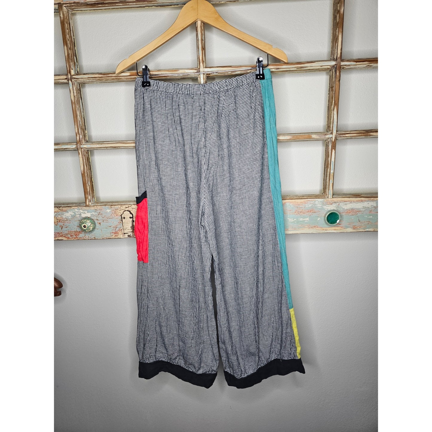 Saint Tropez Khangura The Looker Pants Color Block size Medium