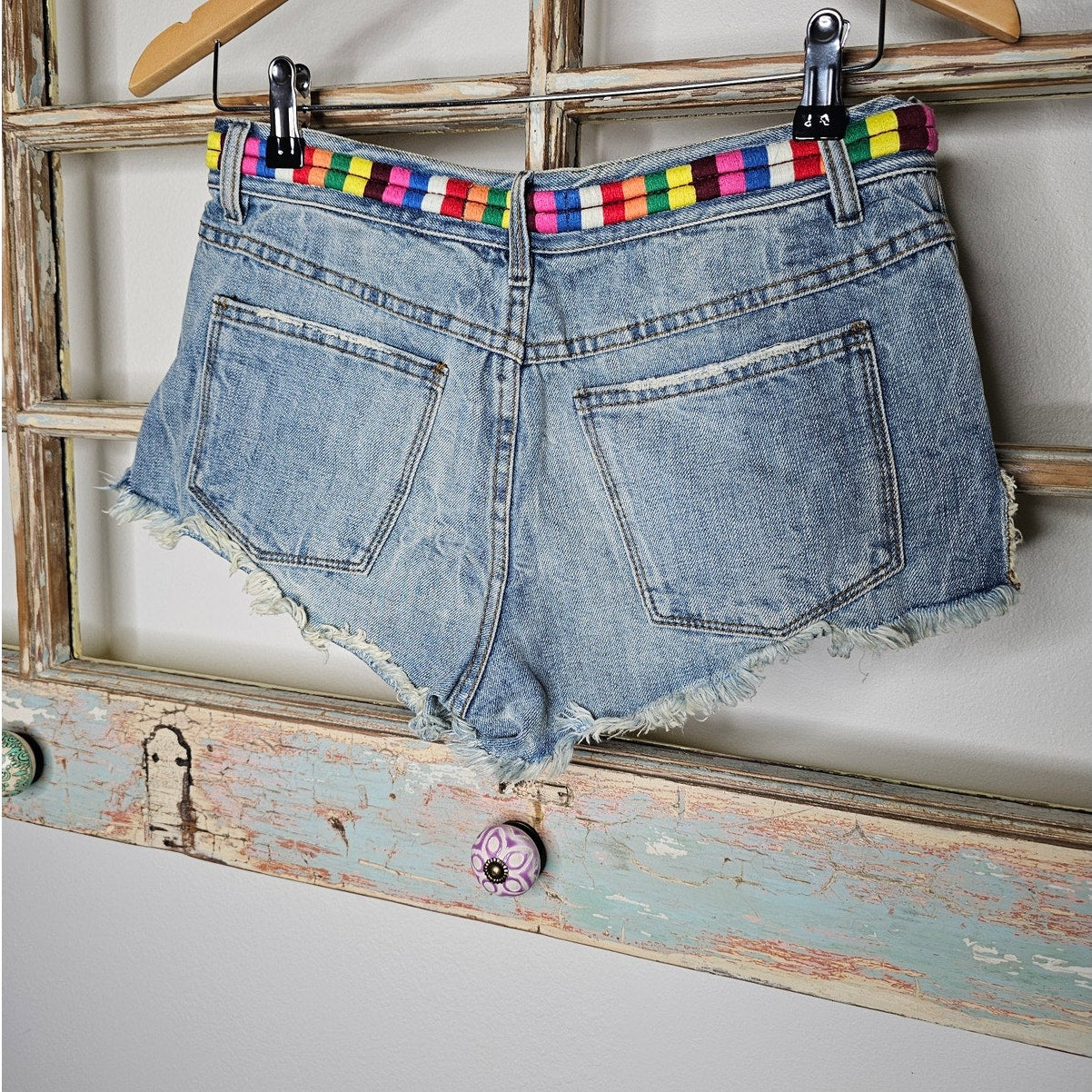 Free People Eliot Embroidered Waistband Denim Jean Shorts Size 24