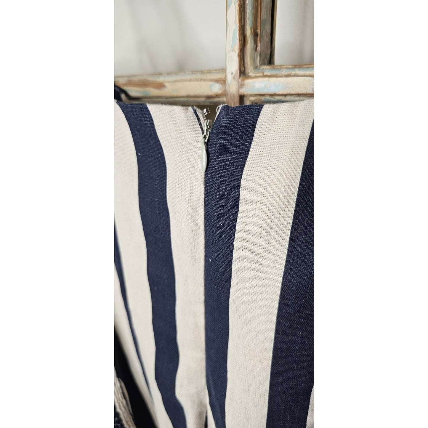 NWOT Astr The Label Linen Striped Bodycon Dress Ladies size Large