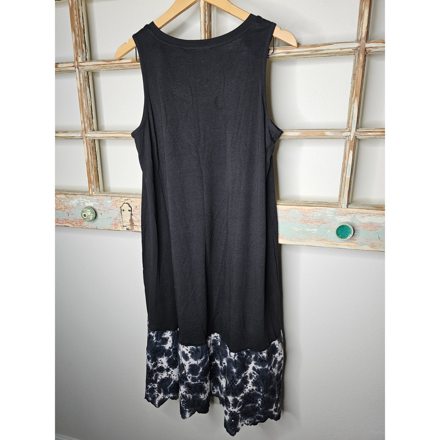 LOGO Lori Goldstein Black and Tan Sleeveless Midi Dress W/ Tie Dye size Medium