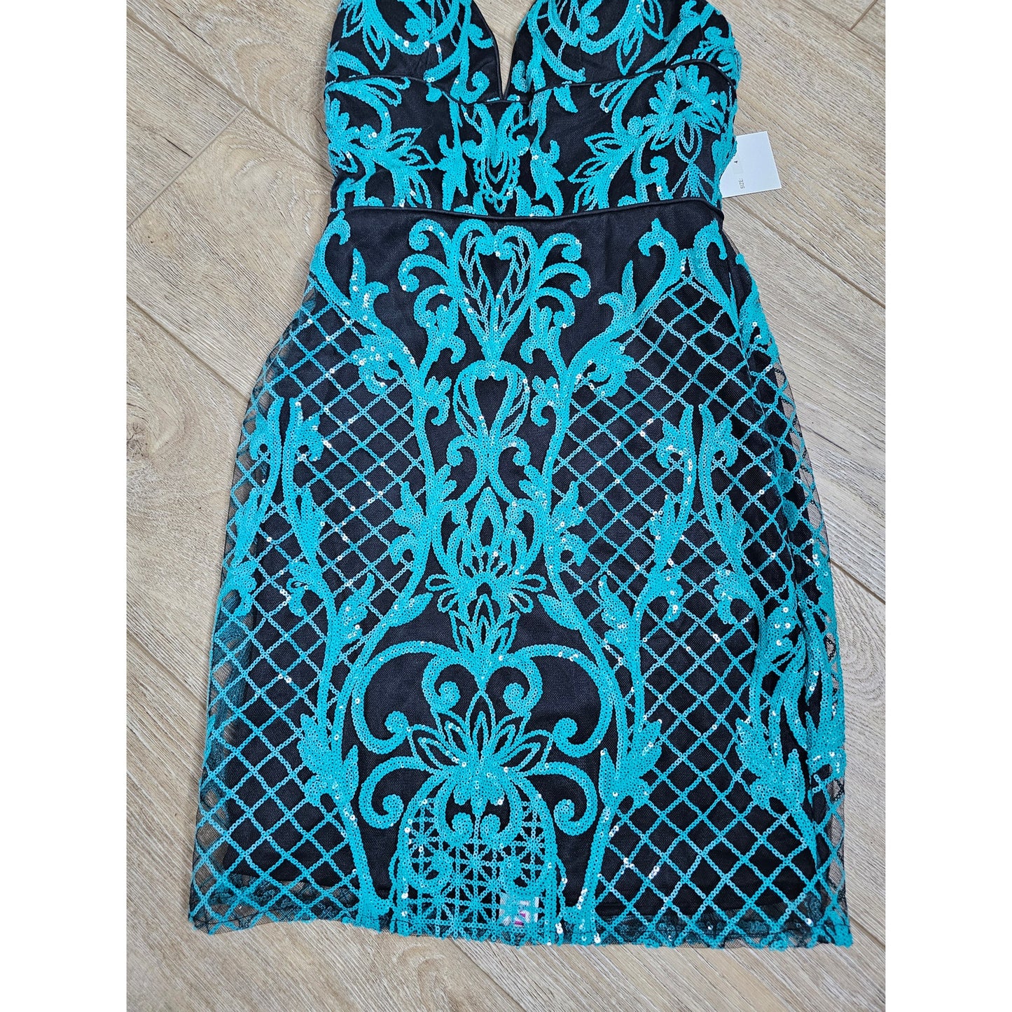 NWT Lace Sequin Basketweave Mini Party Dress Lace Up Back Ladies size 4