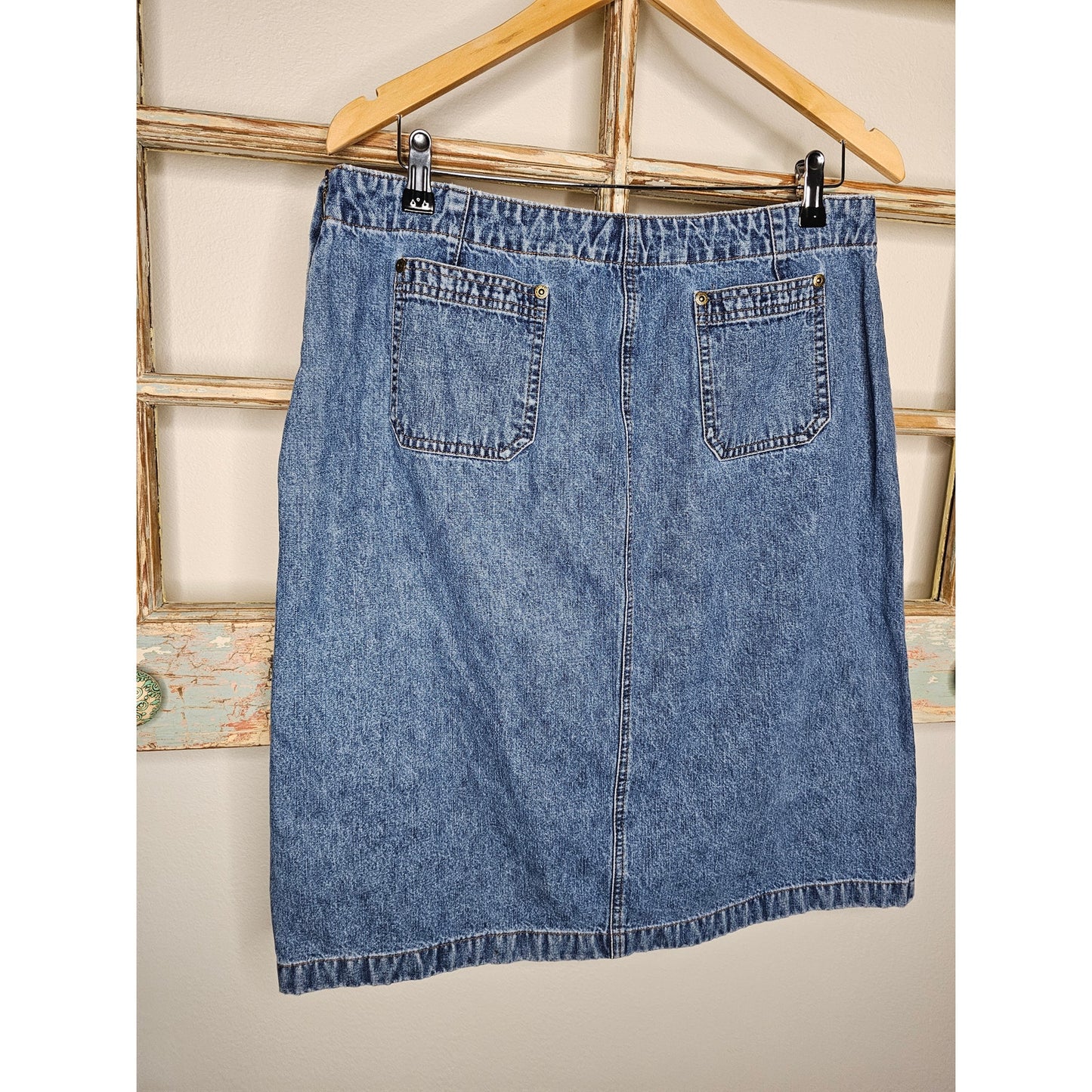 Vintage Covington Denim Lace Up Front Ladies size 16 front/back pockets