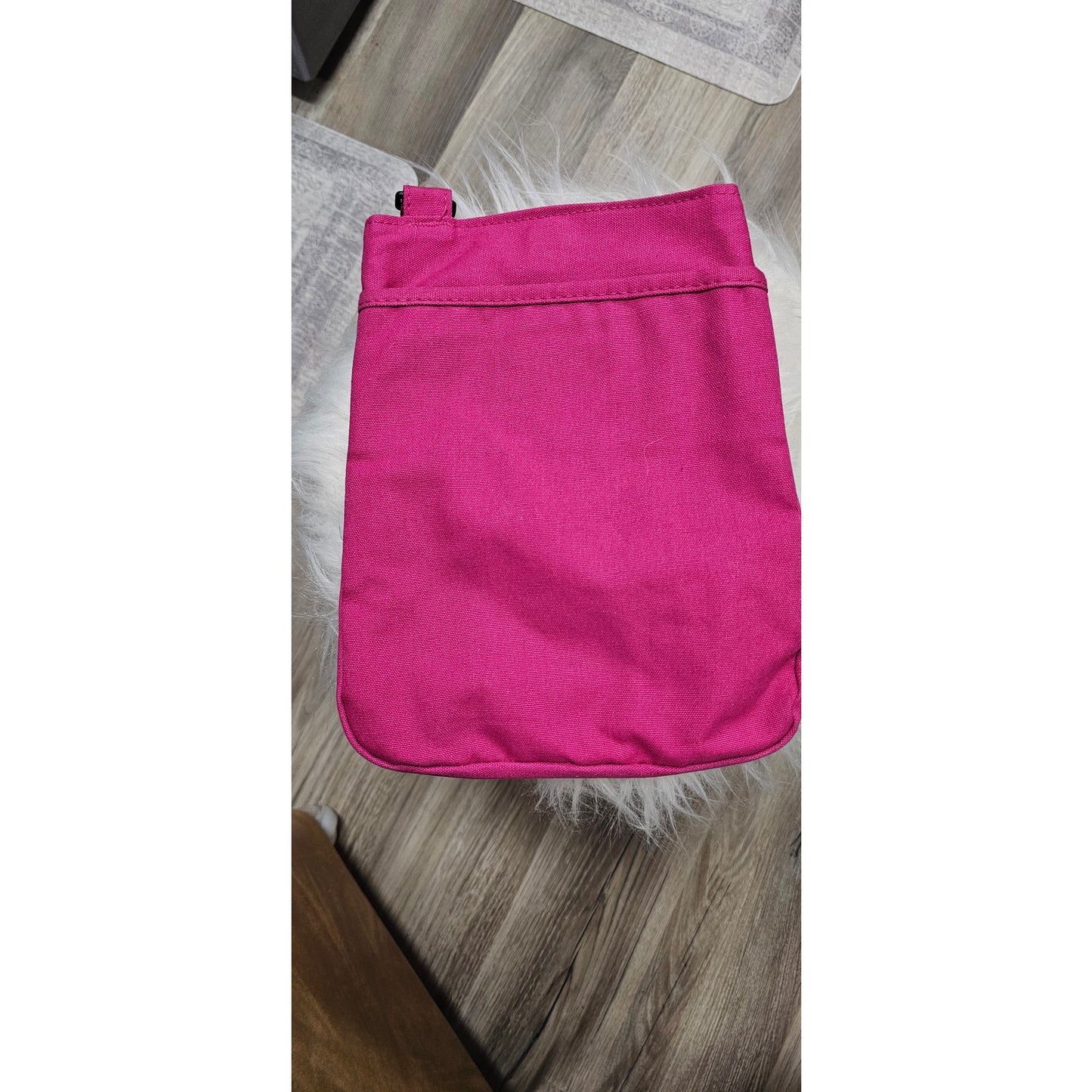 Kavu Keeper Hot Pink Crossbody Bag Snap Closure Canvas Shoulder Purse