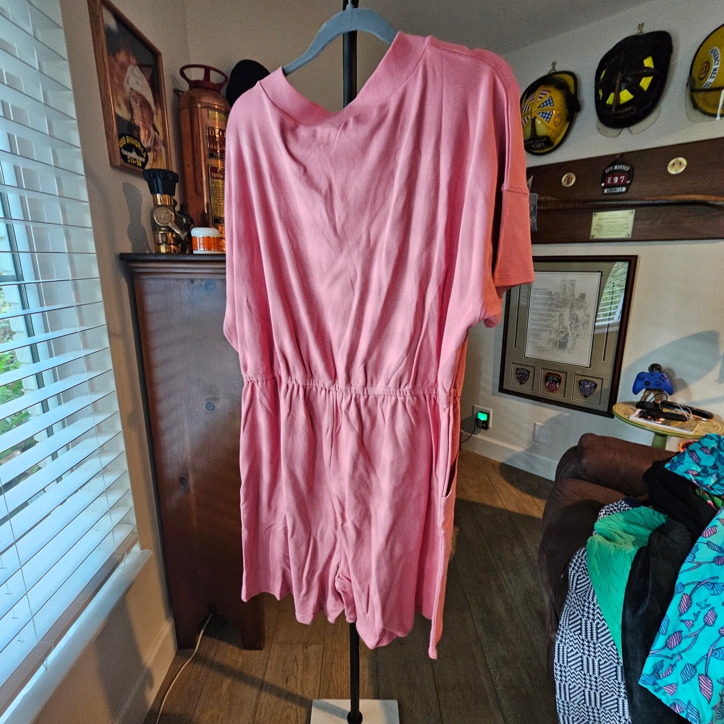 Plus Short All / Romper V-neck W/ Pockets and elastic waist 1X