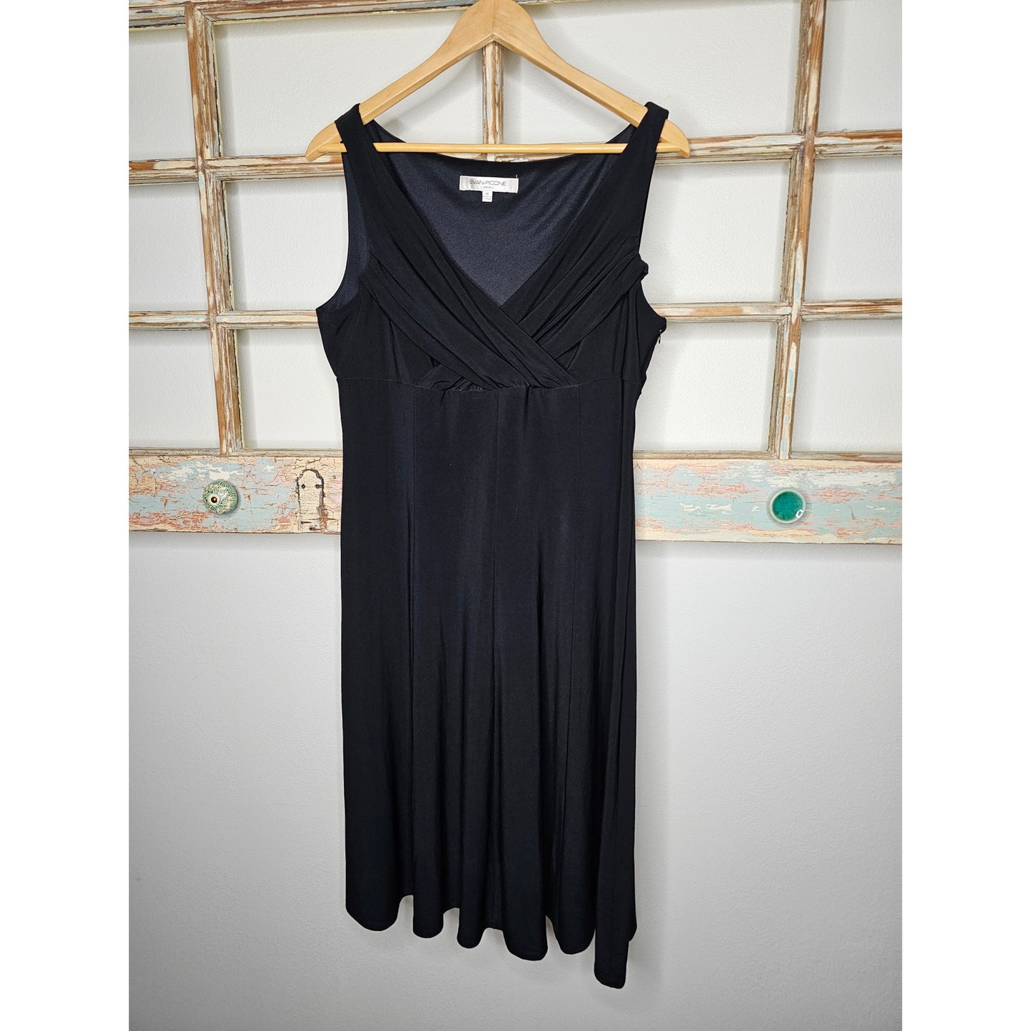 Evan-Picone Black Sleeveless Fit and Flare Midi Dress Ladies size 16
