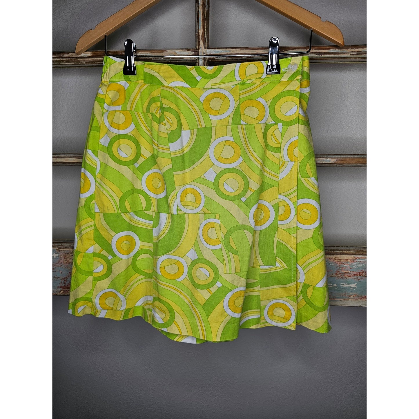 Retro MOD 60's Vibe Skort Ladies Size 10 yellows & Greens