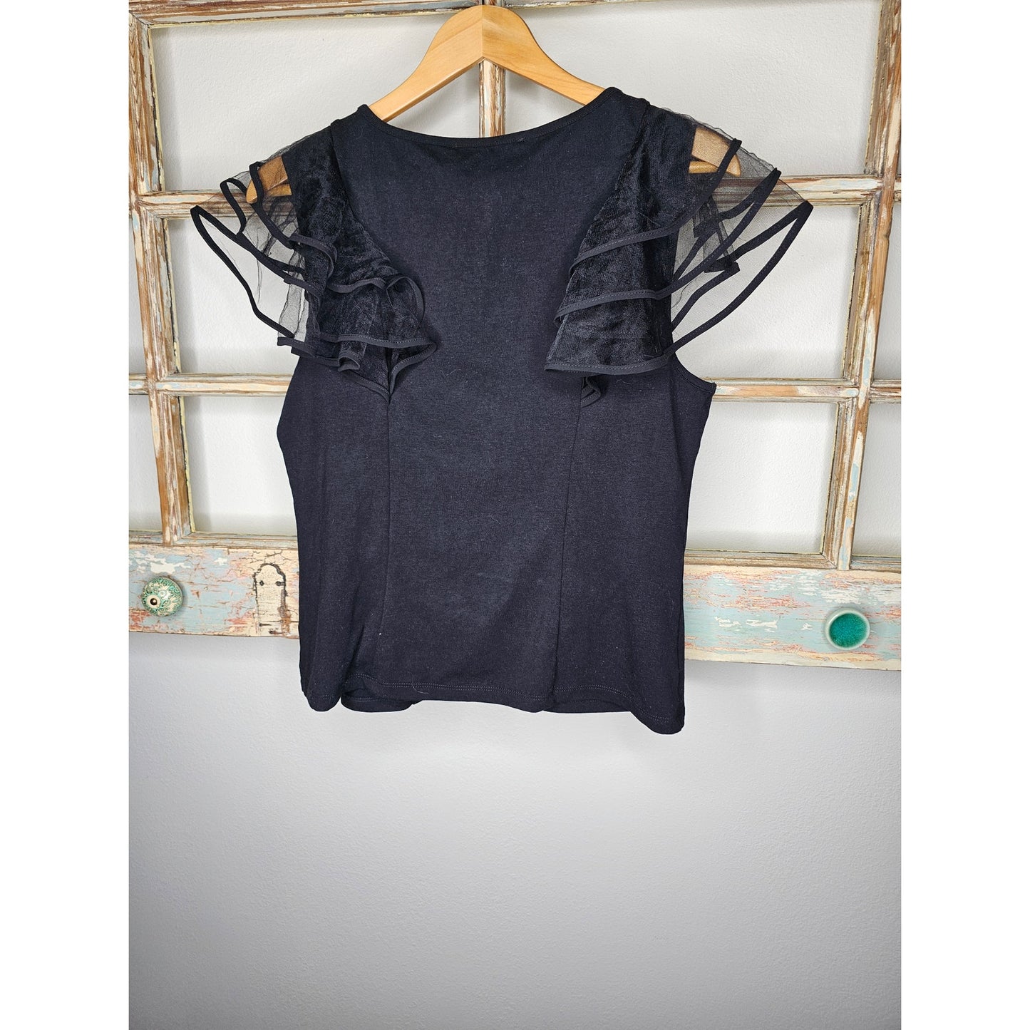 Marc New York Black Sleeveless Top w/ Sheer Ruffled Shoulders Ladies size Medium