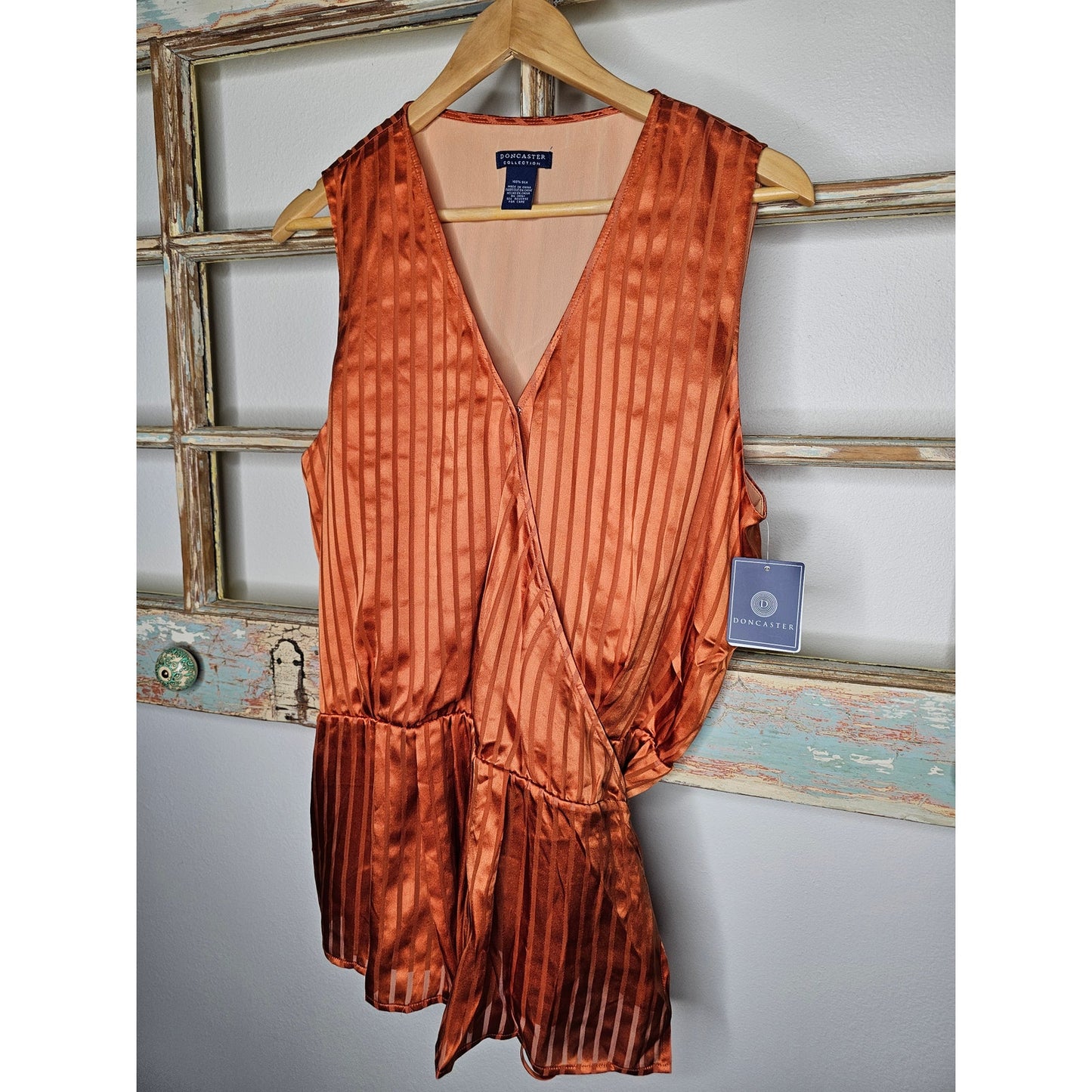 NWT Doncaster Collection Silk Sleeveless Wrap Top Size Large