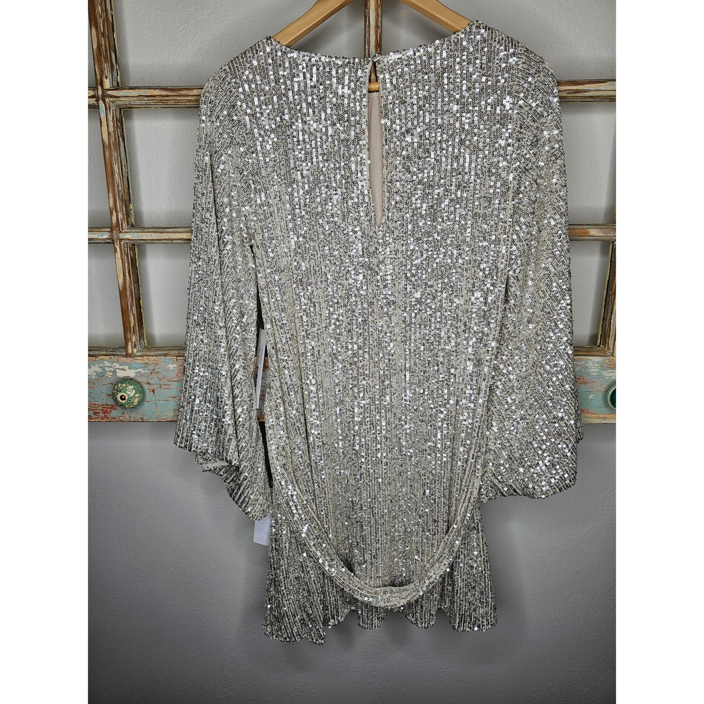 NWT Silver Sequenced Lined Mini Dress w/ Trumpet Sleeves Jay Godfrey Ladies size 6