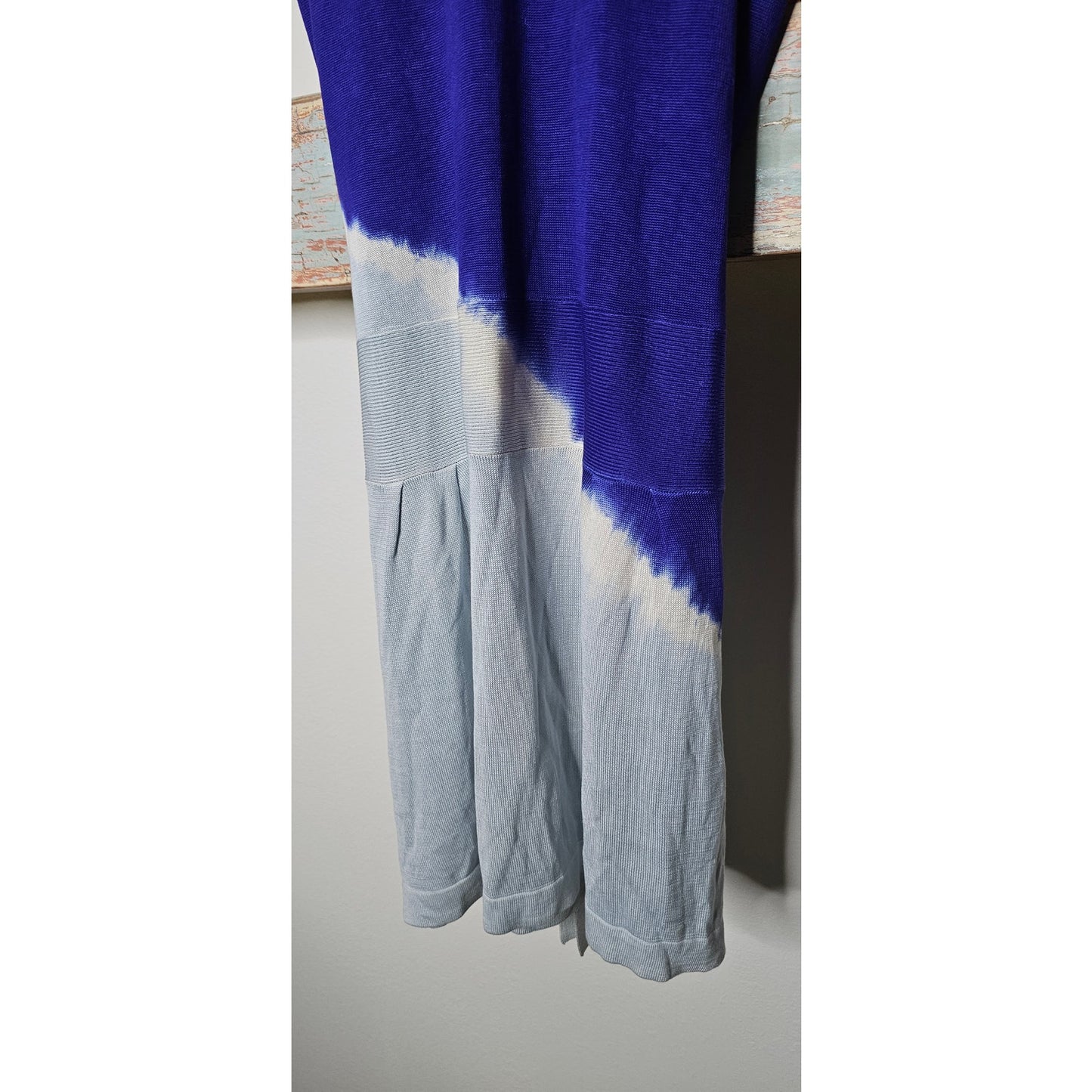 NWT BCBG SILK Tie Dye Knit Dress W/ Tie Waist Ladies size XS