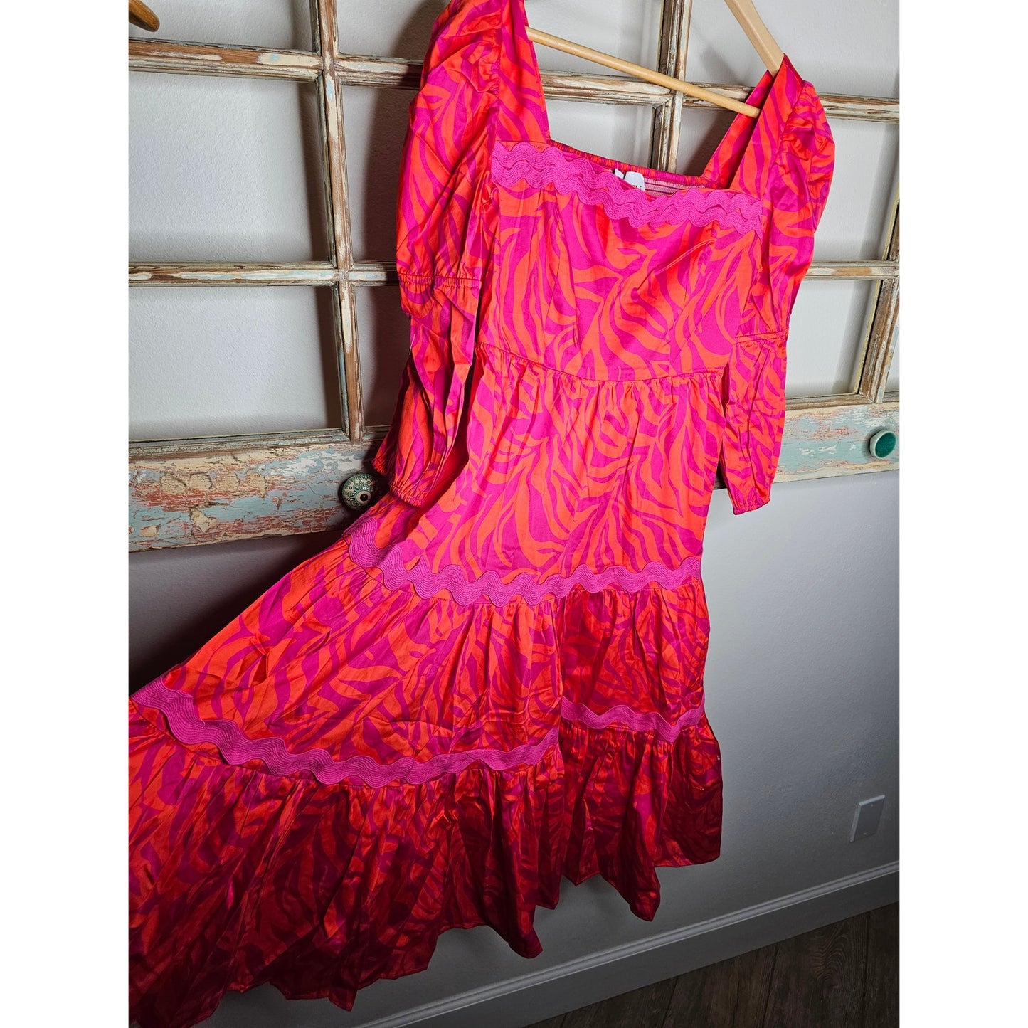 NWT Alden Adair Mia Cotton Tiered Zebra Dress in Pink/Red Ladies Size Small