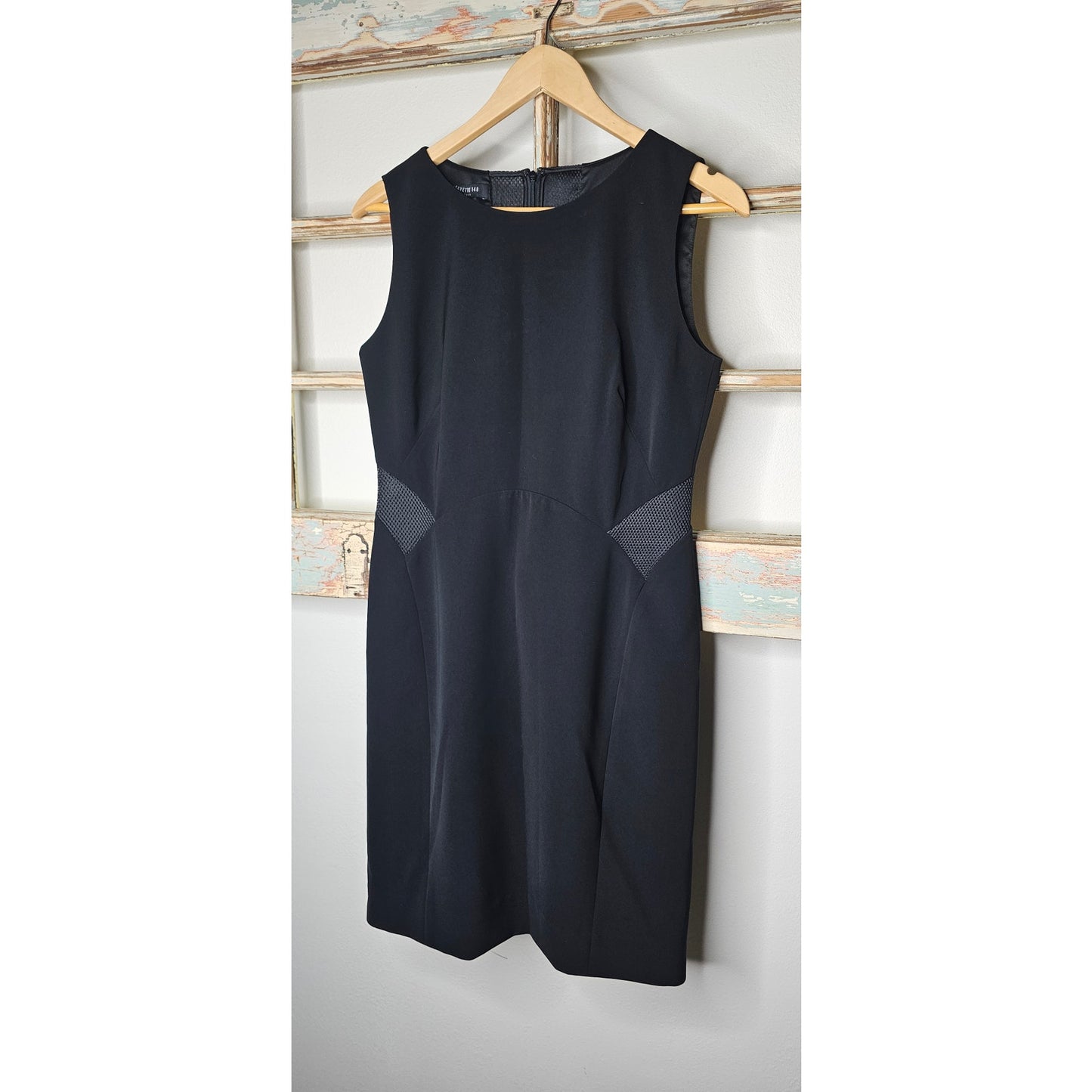 NWOT Lafayette 148 Wave Textured Sleeveless Sheath Black Dress Size 6