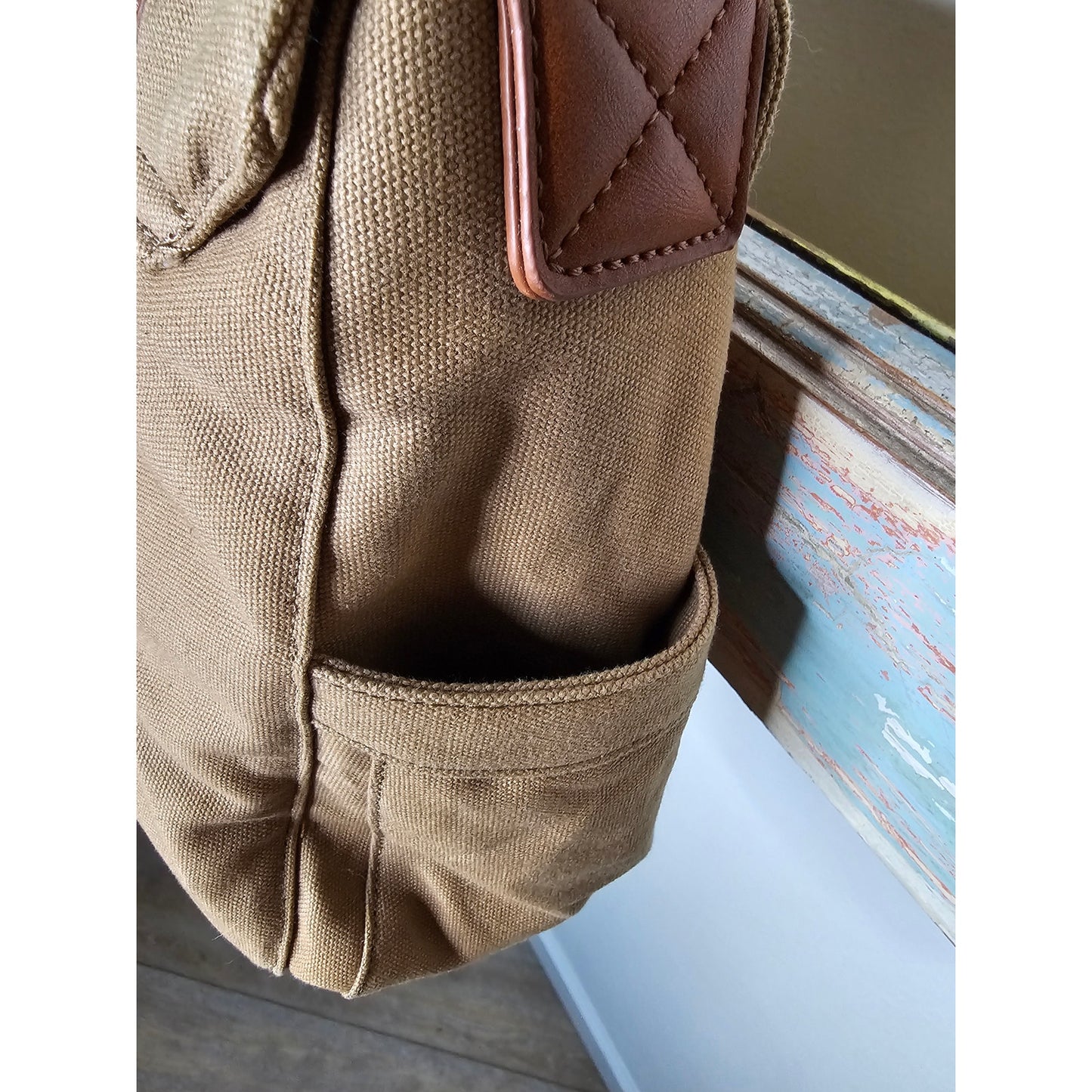 The Danbury Mint Tan Canvas Shoulder Messenger Laptop Bag
