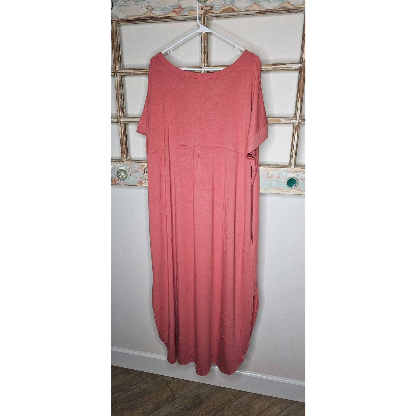 NWT Zenana Maxi Dress/ Kaftan rounded Split hem with pockets size 1X 14/16