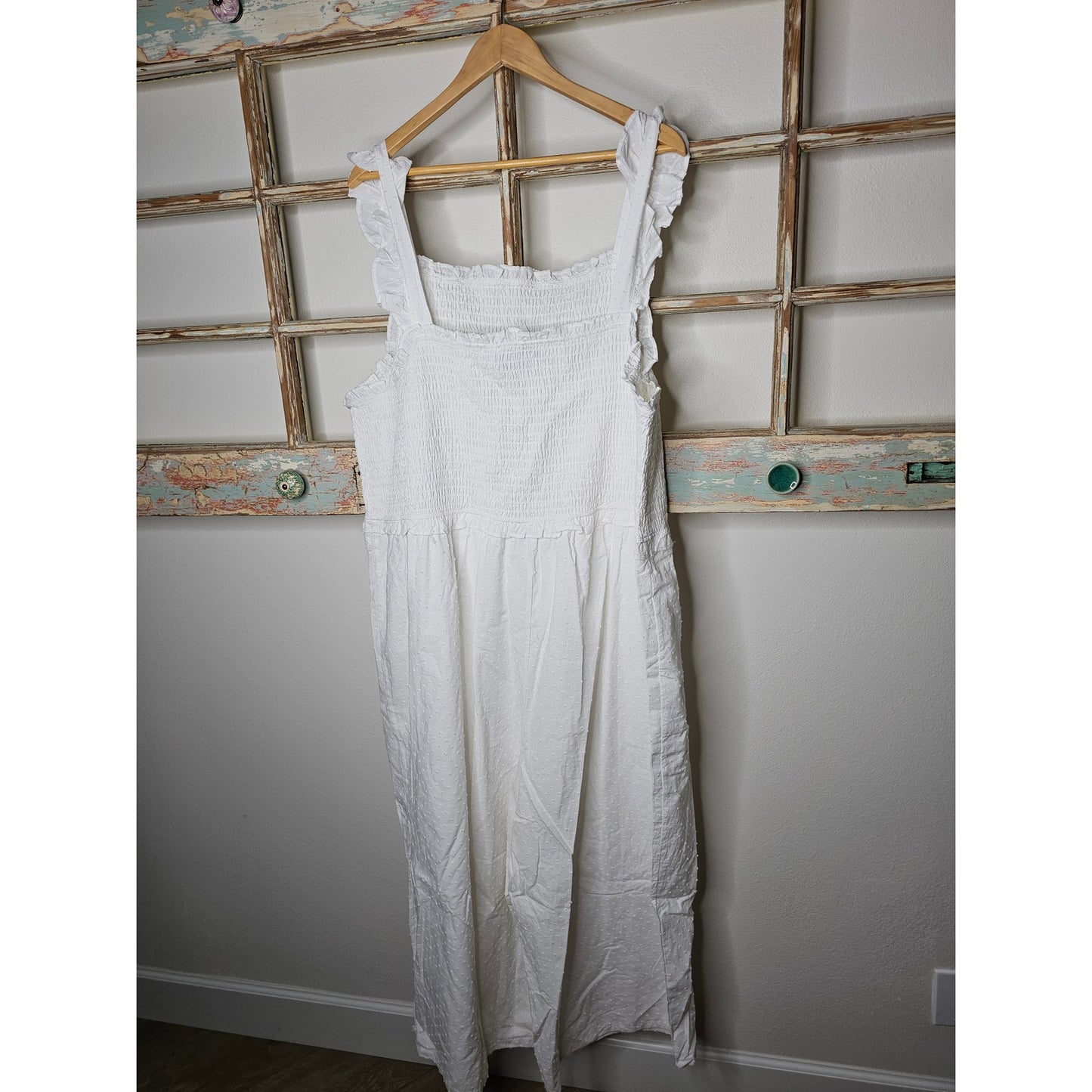 NWT Eloquii Ruffle Shoulder Sleeveless Cropped White Dot Jumpsuit Size 28