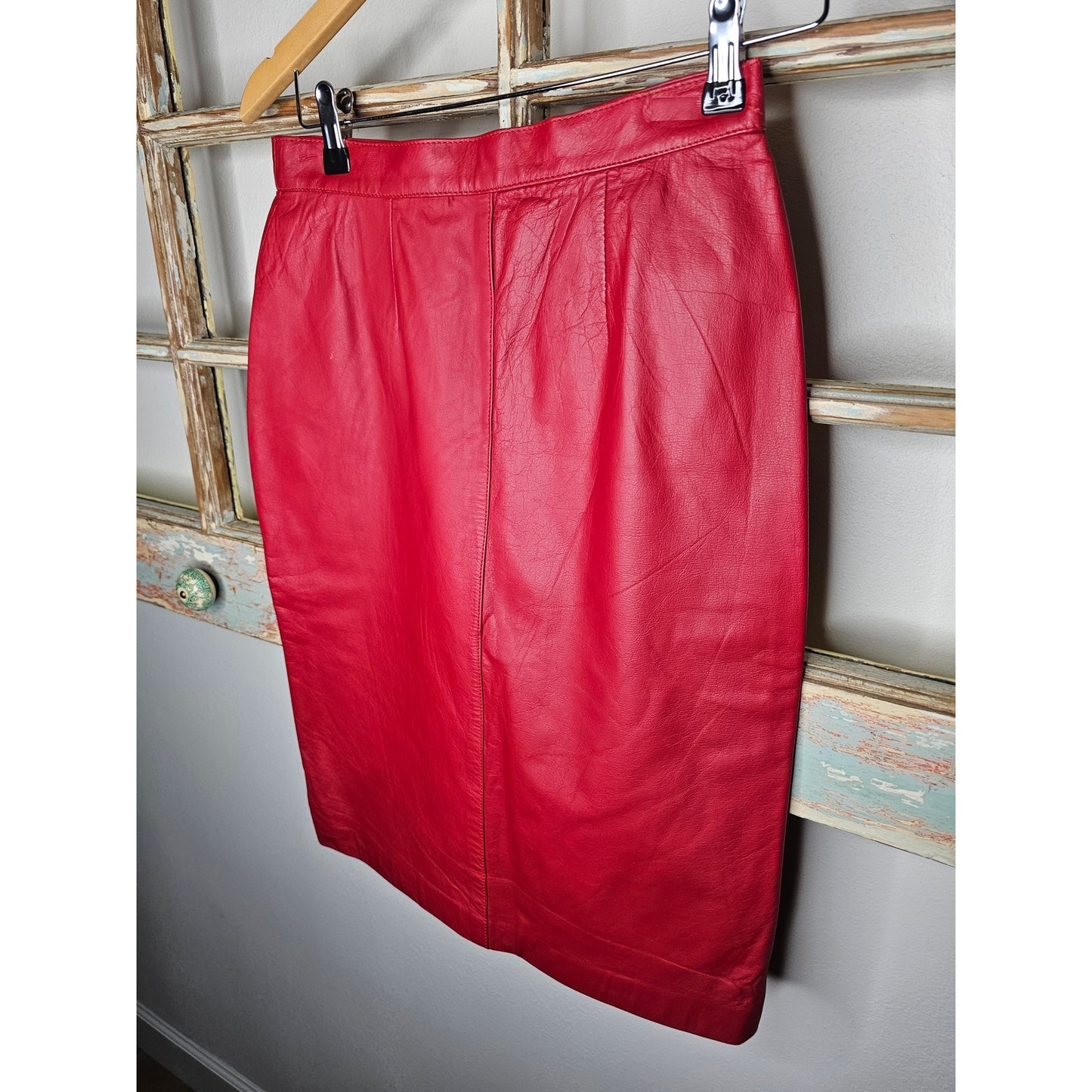 Vintage Donna Pelle Red Leather Pencil Skirt Ladies size 6