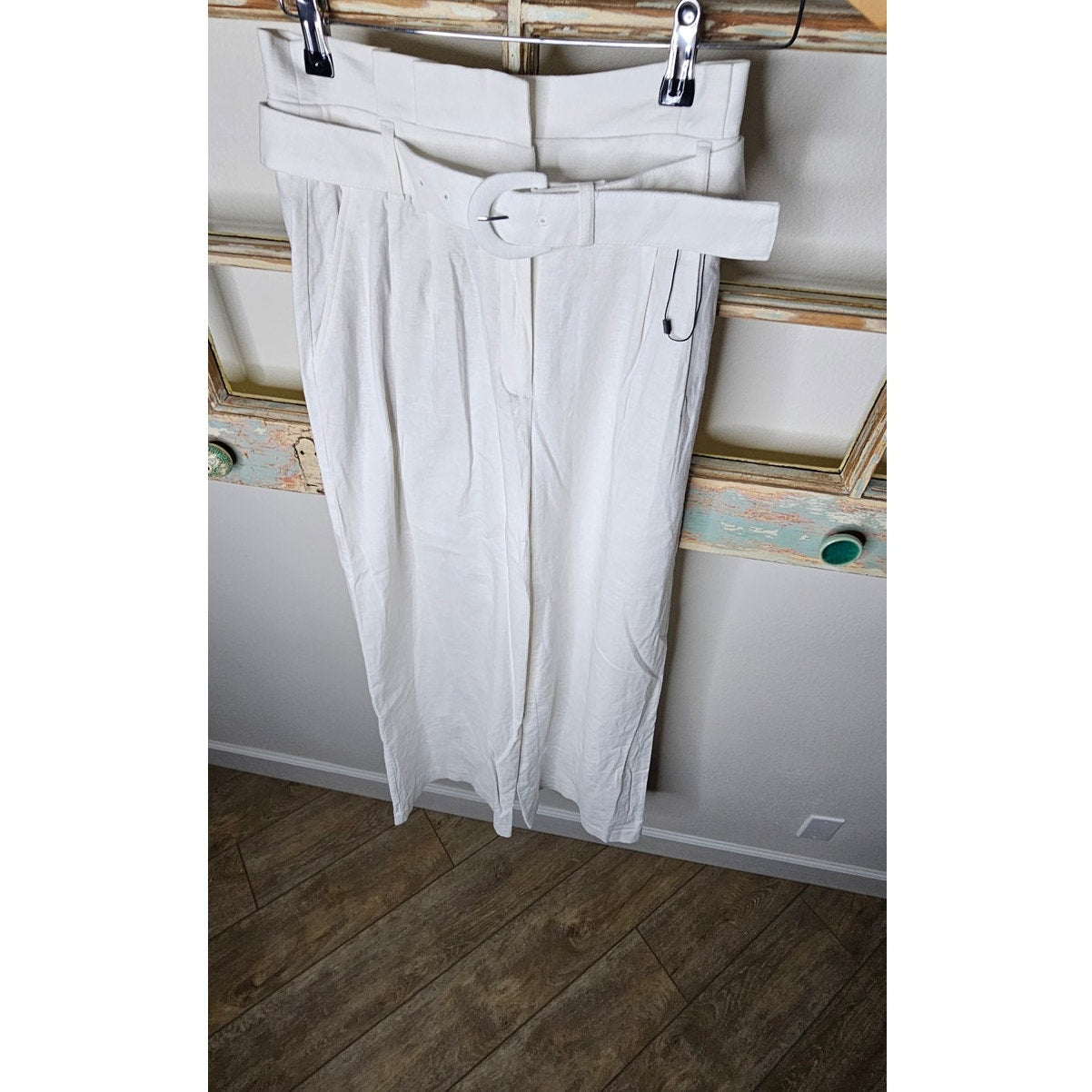 NWT Express White Linen Blend Wide Leg Dress Pants Ladies size 4R