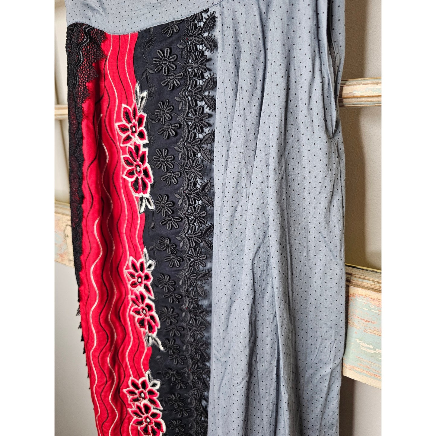 Vintage Maxi Faux Wrap Skirt W/ Lace & Embroidery Size 28"