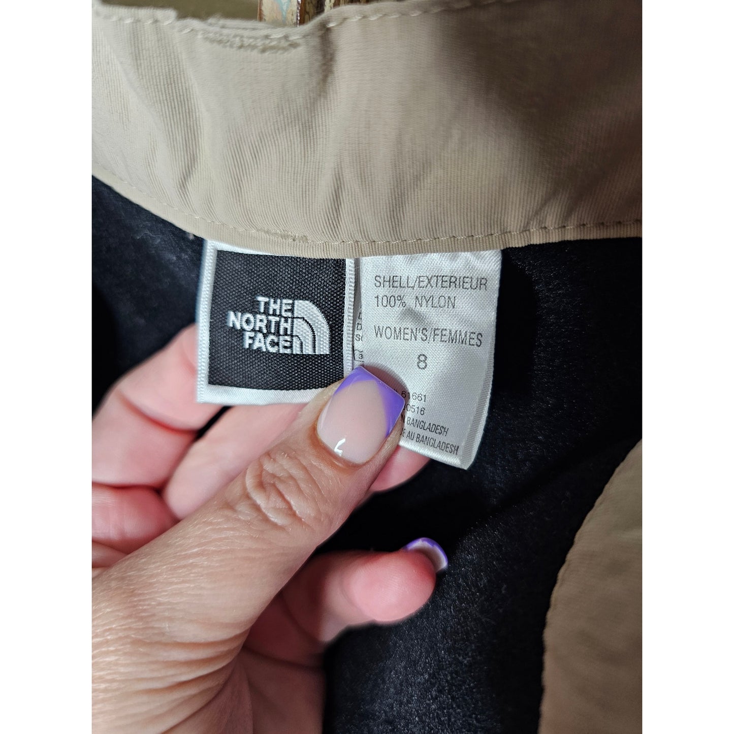 The North Face Khaki Nylon Straight Leg Pant with Fleece lining size 8