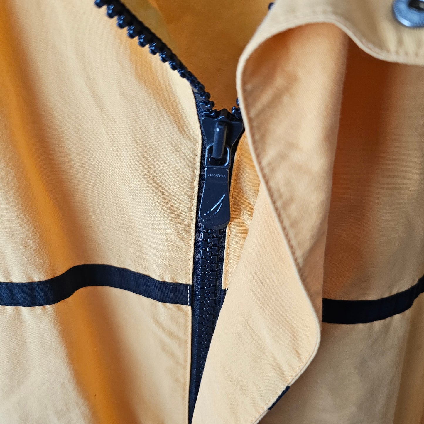 Vintage Nautica Gold/Blue Zip Up Wind Breaker Hidden Hood Mens Size XL