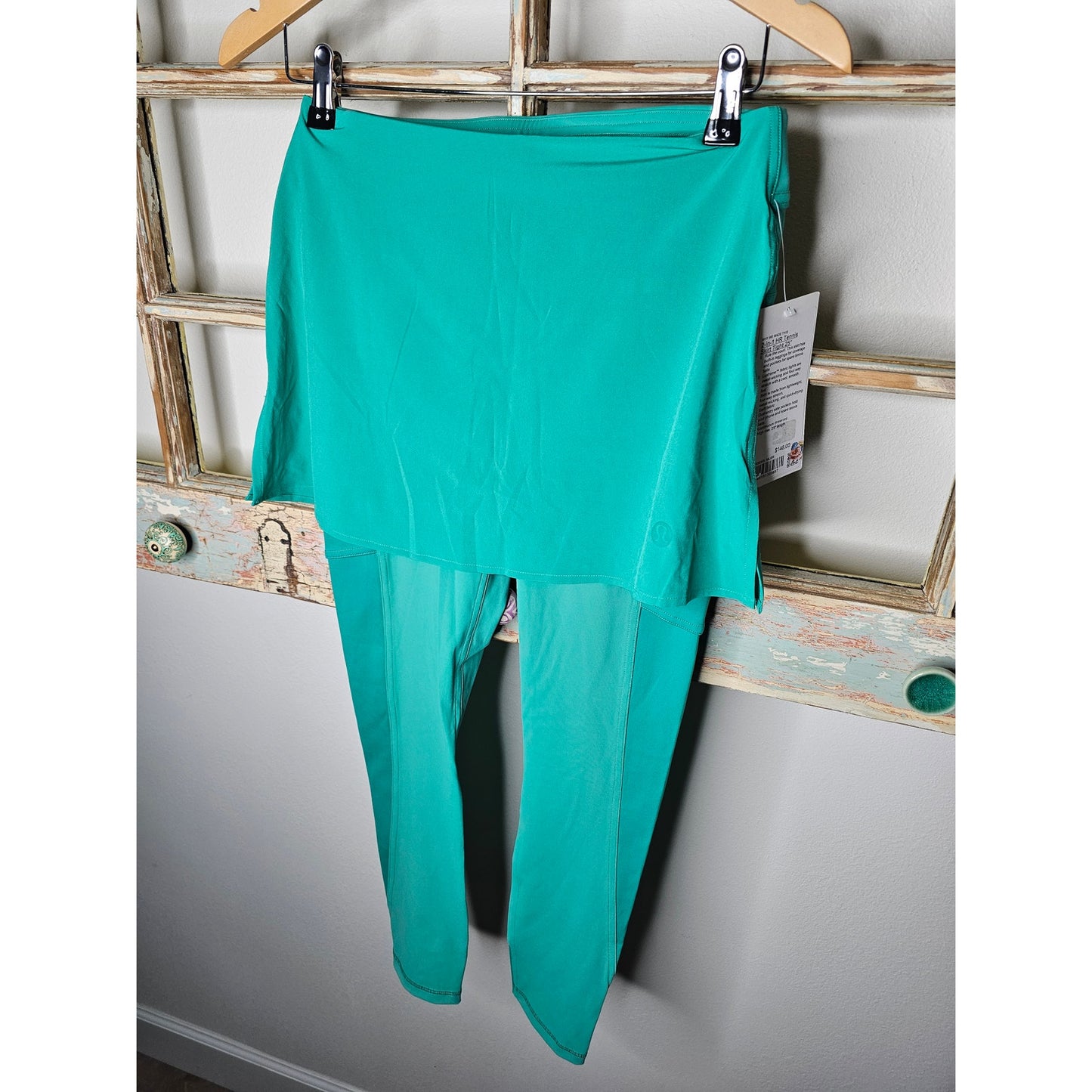 NWT Lululemon 2-in-1 Green Tennis Skirt & Tights 25" Ladies size 6