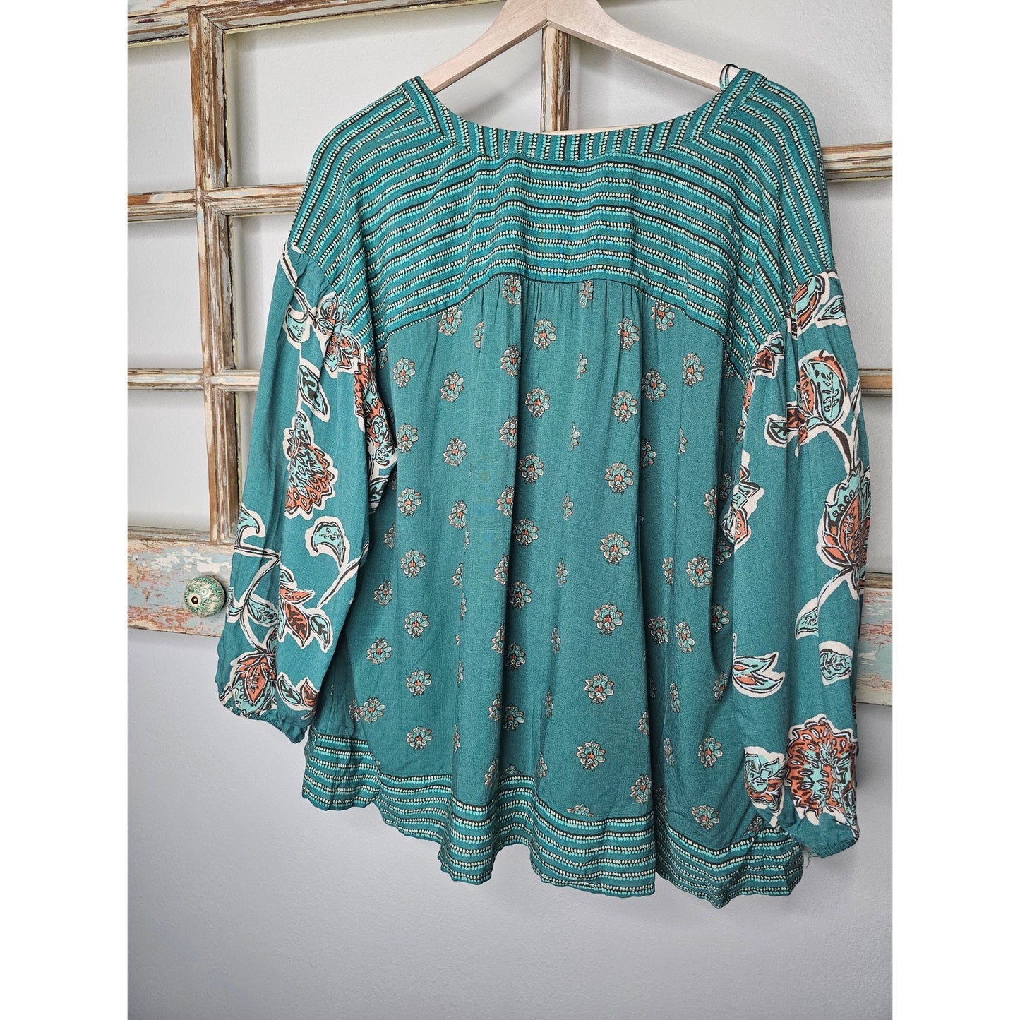 NWT Boho Split Neck 3/4 Sleeve Allover Floral Print Ladies Size XXL