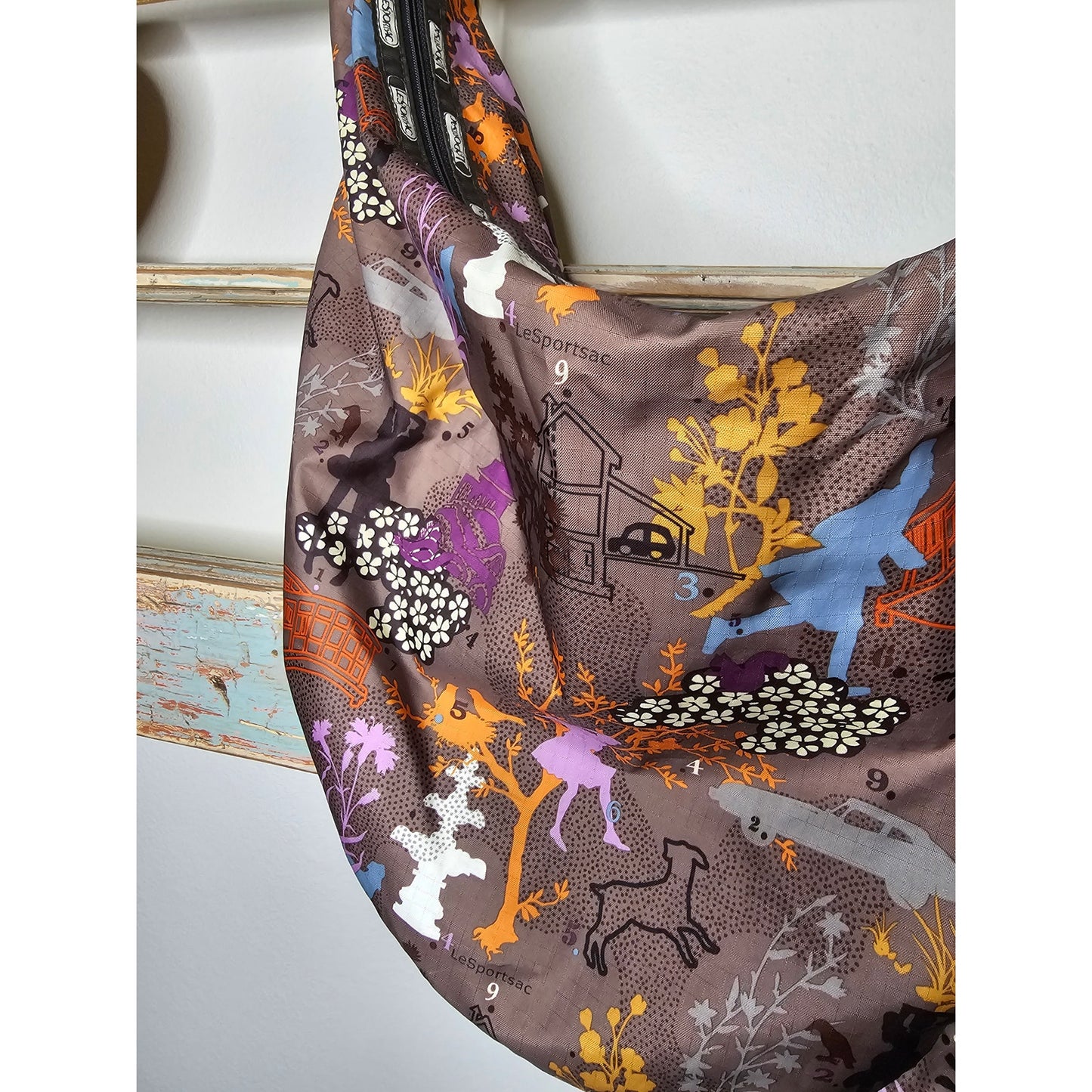 Le Sport Sac essential Large Nylon Sling Bag in Earthtones