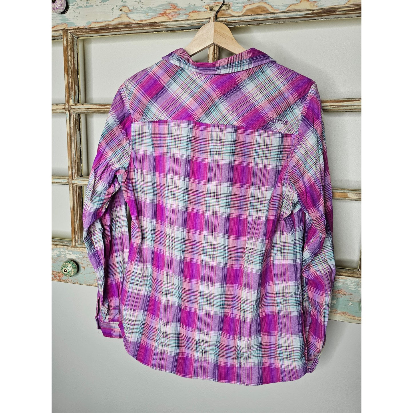Marmot Magenta Plaid Button Up Long Sleeve Top Ladies size Large