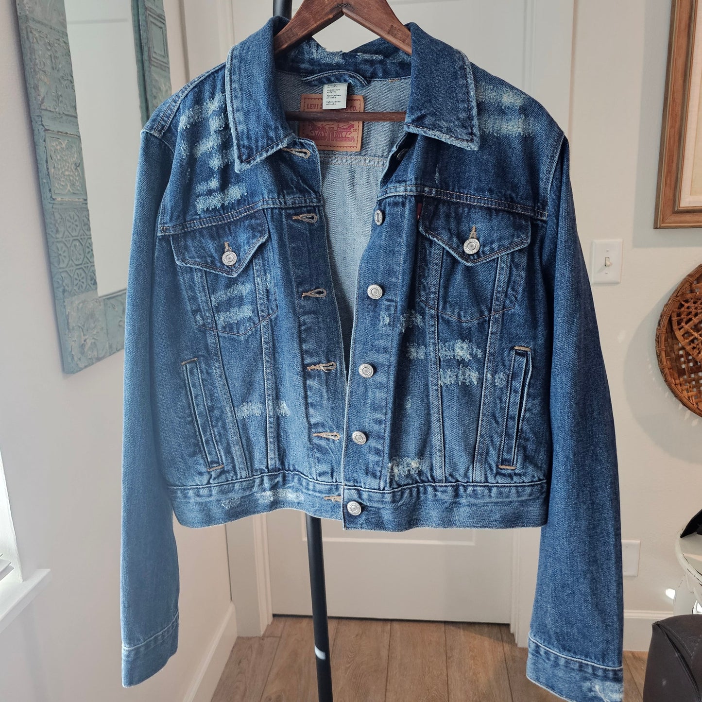Levi Strauss & Co. Denim Jean Distressed Trucker Jacket Ladies Size XL