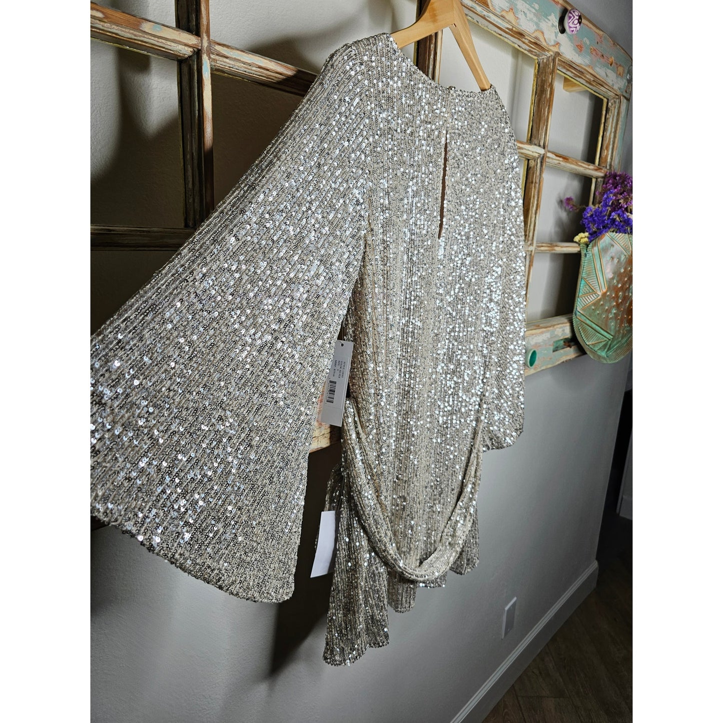 NWT Silver Sequenced Lined Mini Dress w/ Trumpet Sleeves Jay Godfrey Ladies size 6