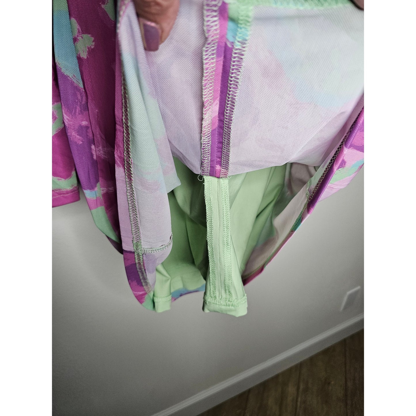 Sabo Thylane Lined Dress Sheer Sleeves Hooks Up Front Ladies Size 4
