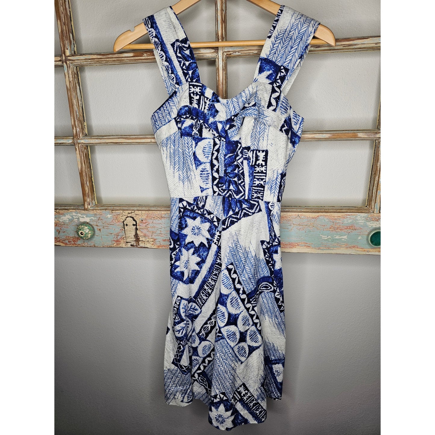 Fables By Barrie Lined Sleeveless Retro A-line Dress Ladies size Small