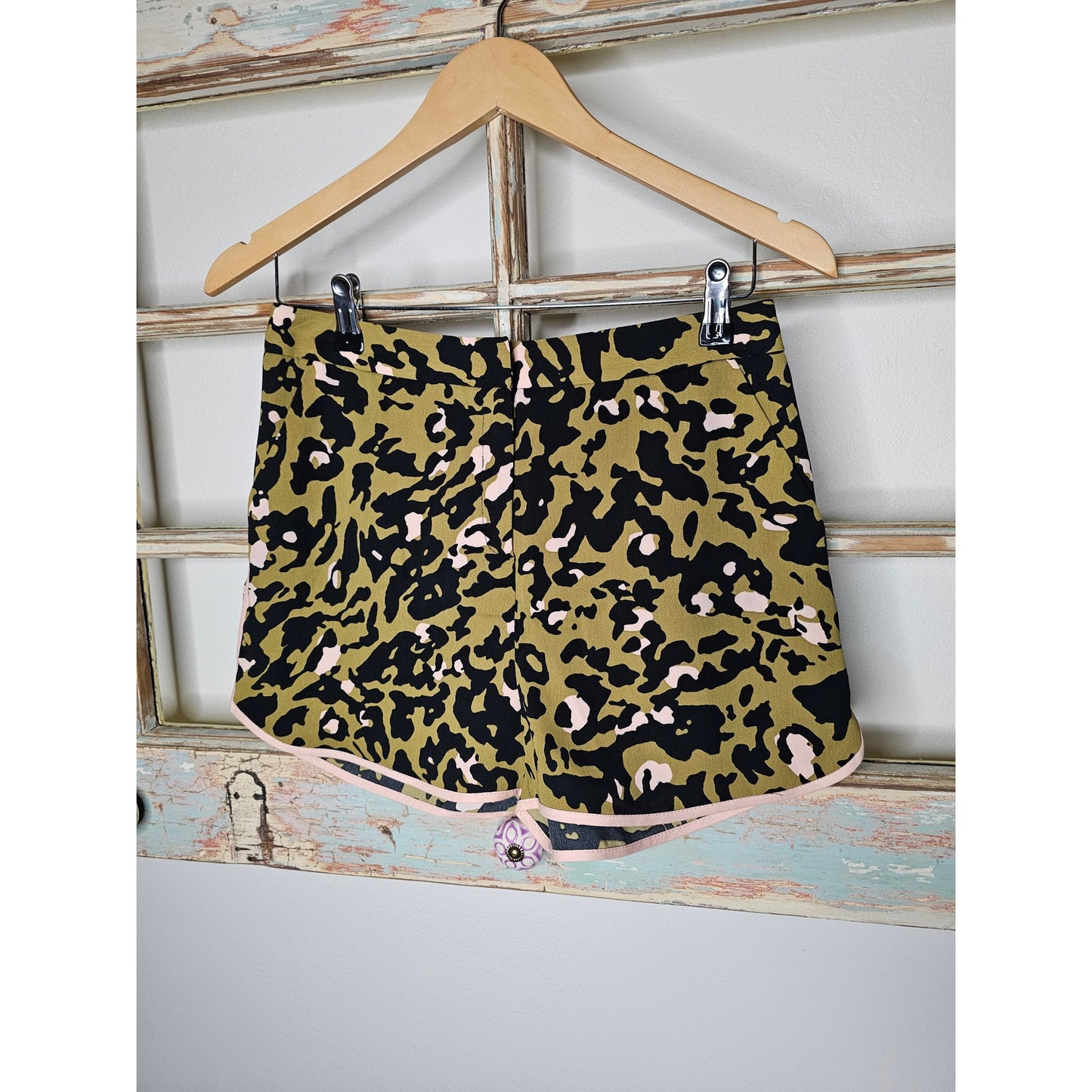 TopShop Cheetah Leopard Animal Print Pockets Silky Shorts Size 6