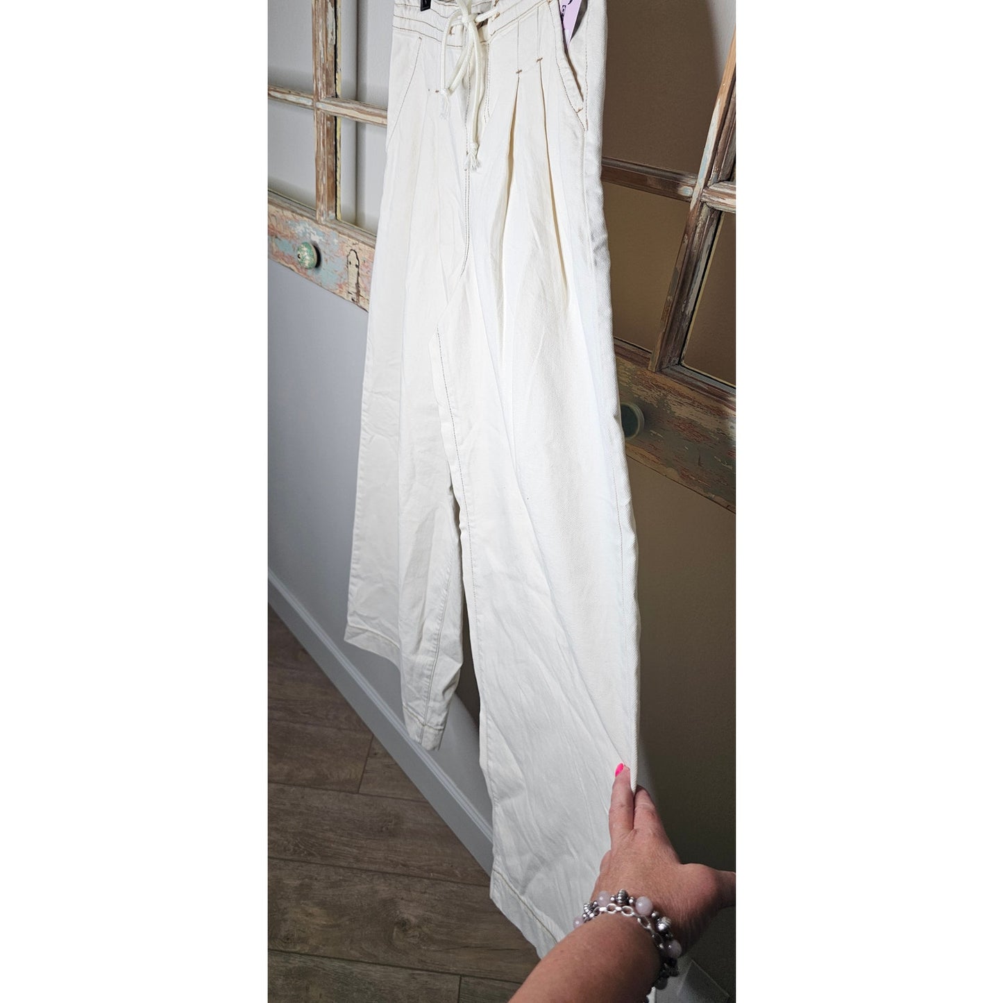 NWT Wide Leg Denim Ecru Pants / Jeans Ladies size XS
