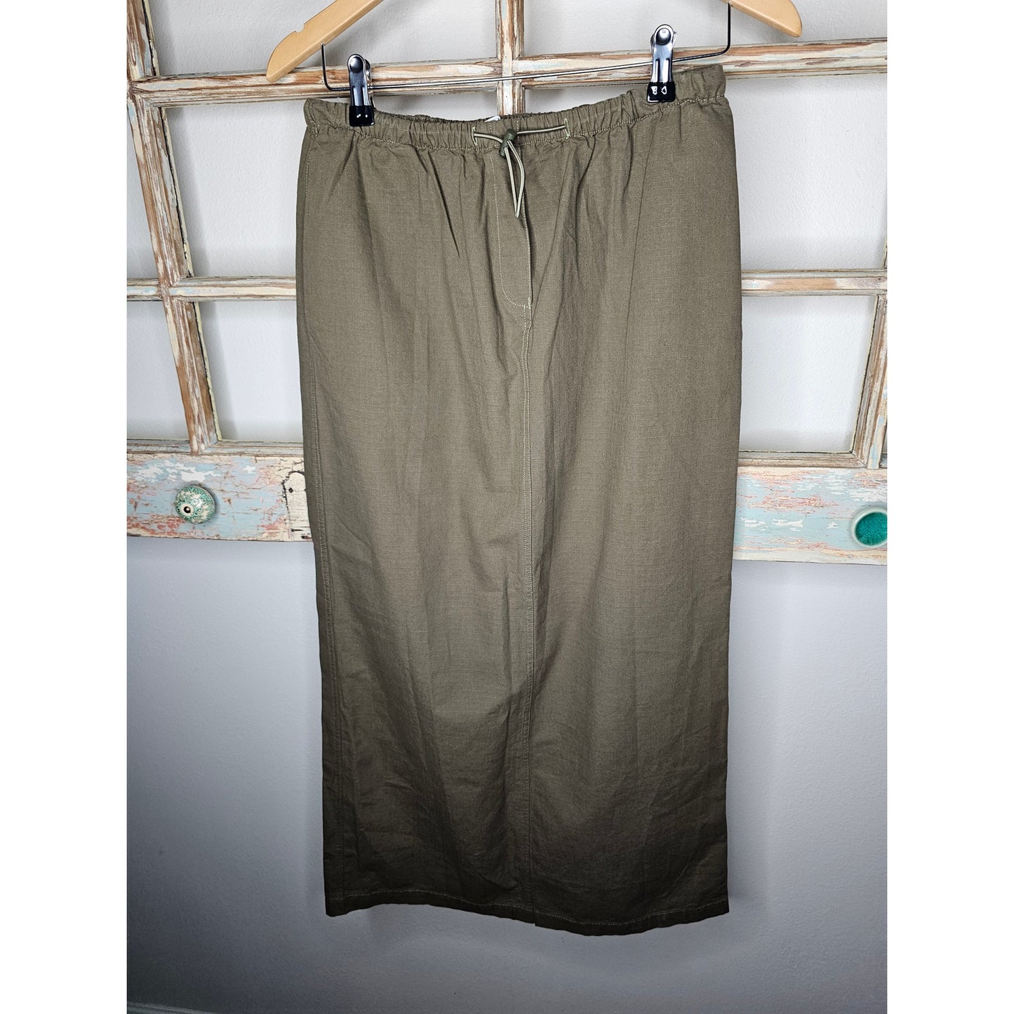 NWT Khaki Midi Cargo Skirt by Pink Diamond Ladies size 10