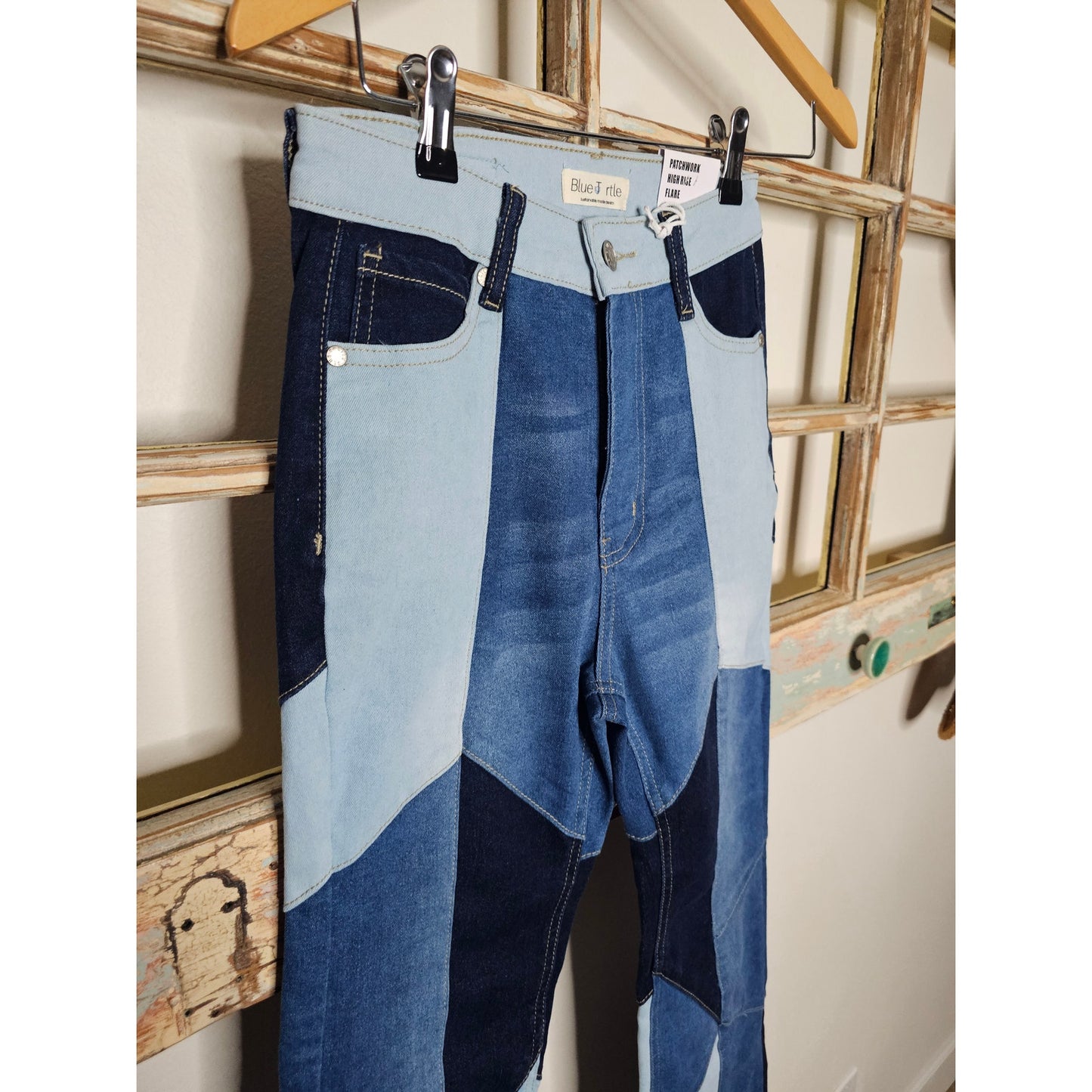 NWT Blue Turtle Patchwork 60's Vibe High Rise Stretch jeans Size 3