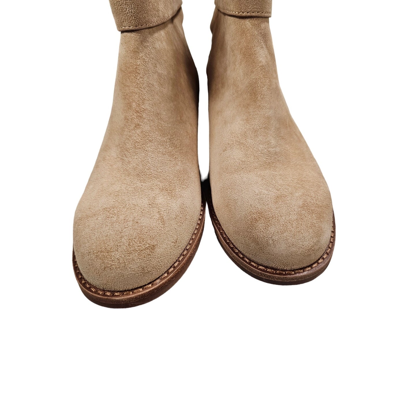 NWOB Tory Burch Brooke Ankle Bootie In Light Suede Ladies size 7.5